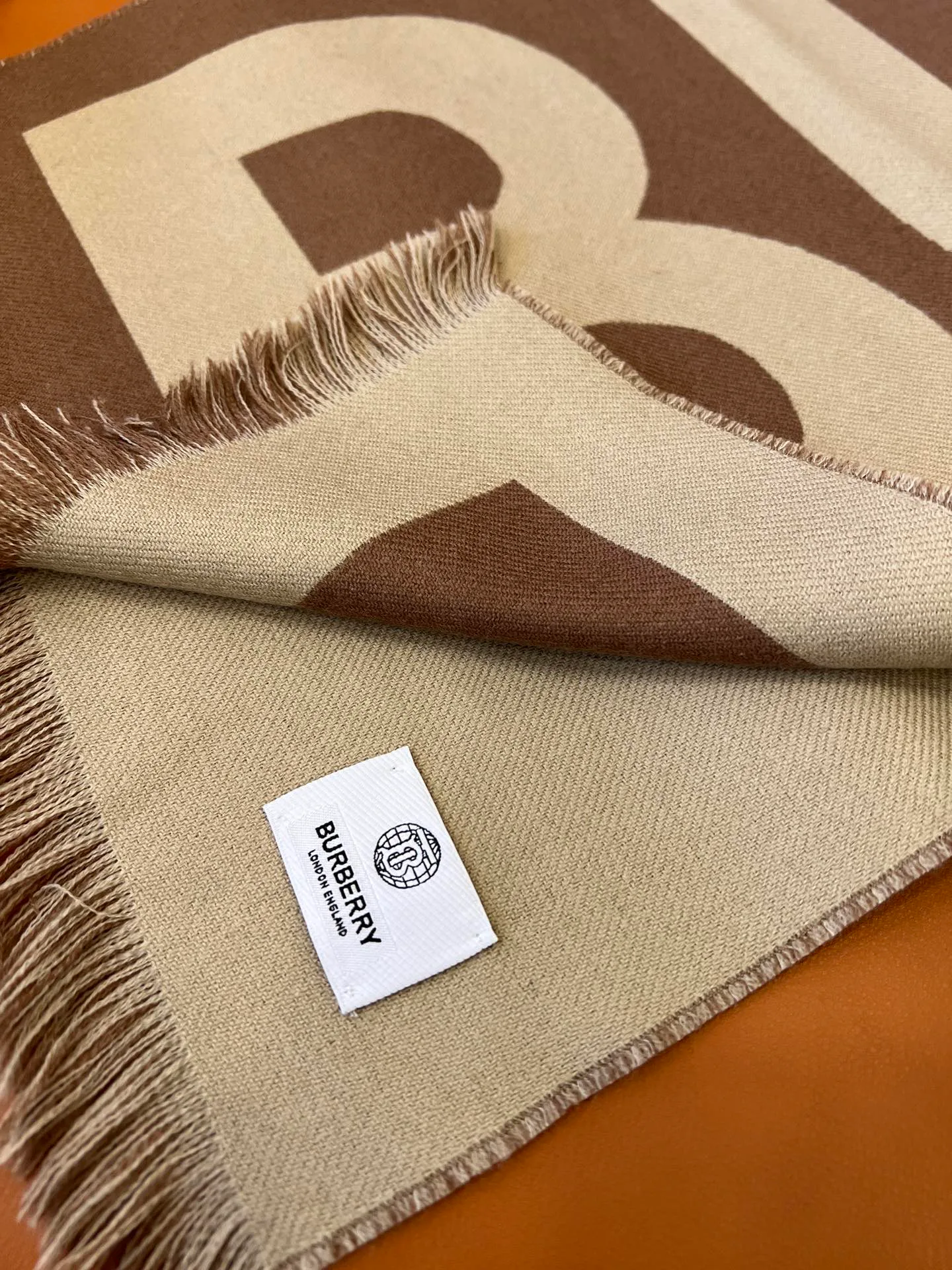 Scarves BURBERRY 18266001