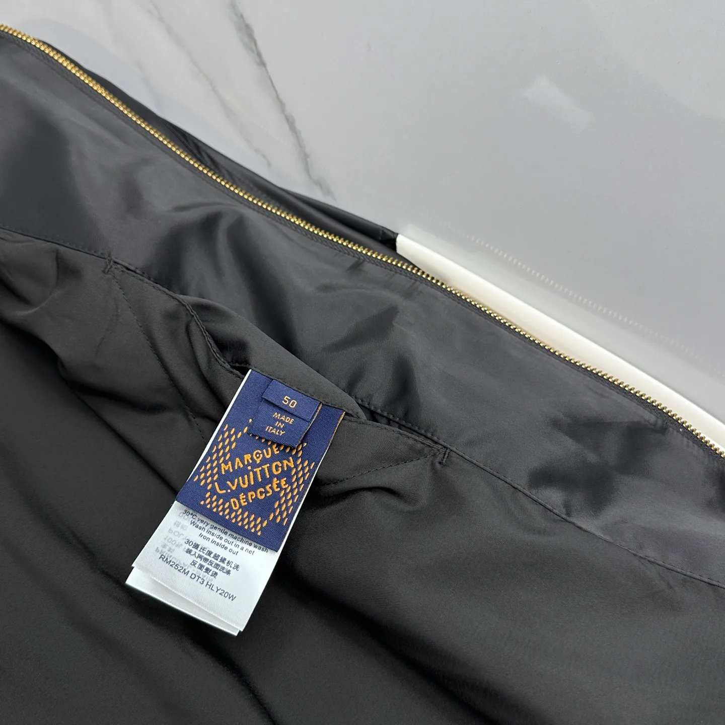 Men's Jackets And Down Jackets LOUIS VUITTON 18246790