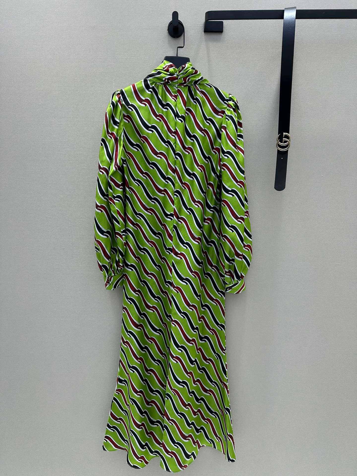 Платья Женские Gucci 18580500