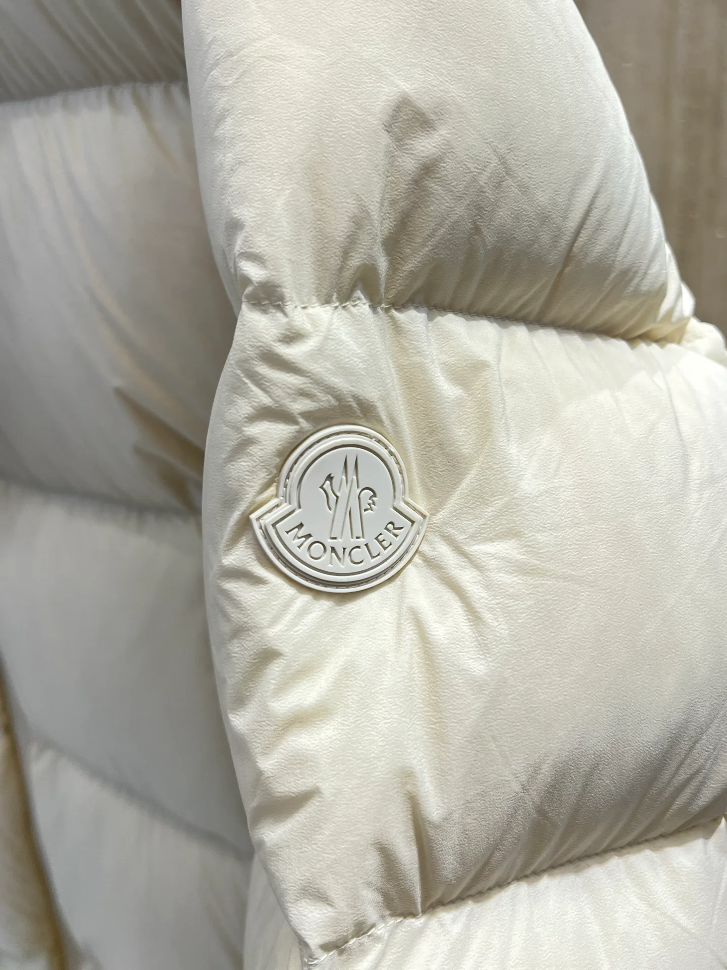 Men's Jackets And Down Jackets MONCLER 18231559