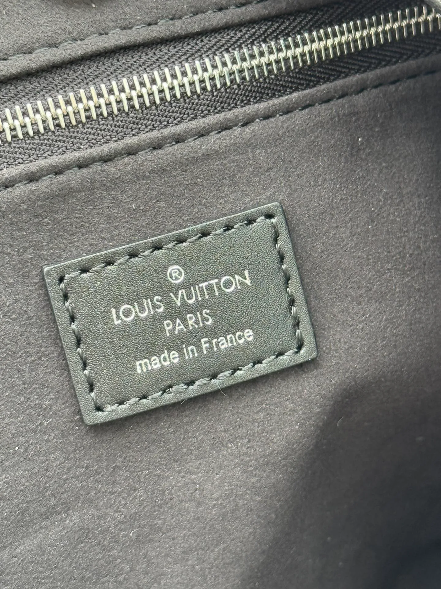 Women's Classic Handbags LOUIS VUITTON 18376382