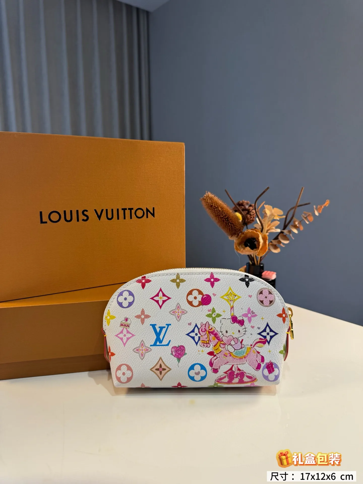 Women's Clutches LOUIS VUITTON 18013765