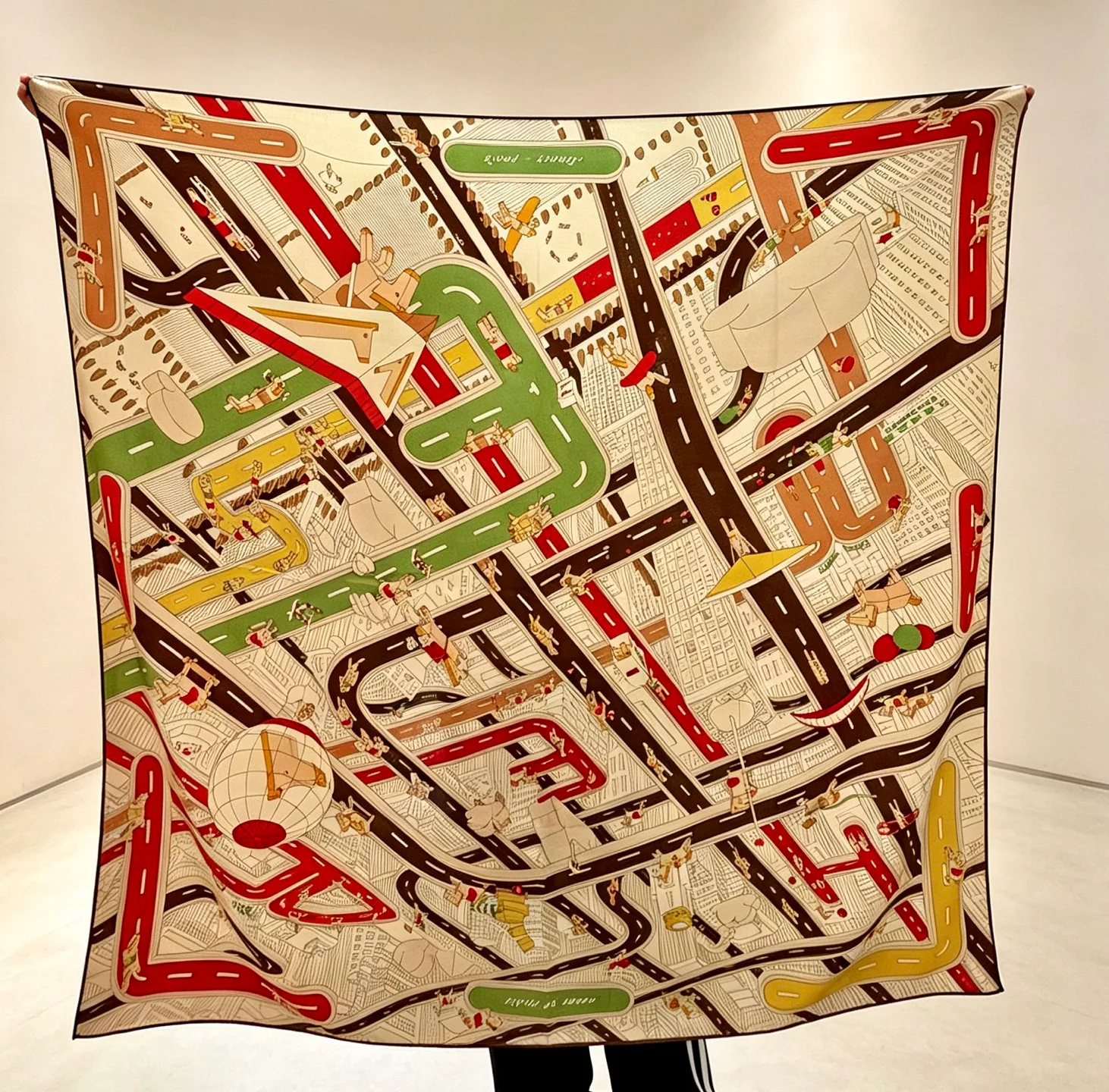 Silk Scarves HERMES 17991393