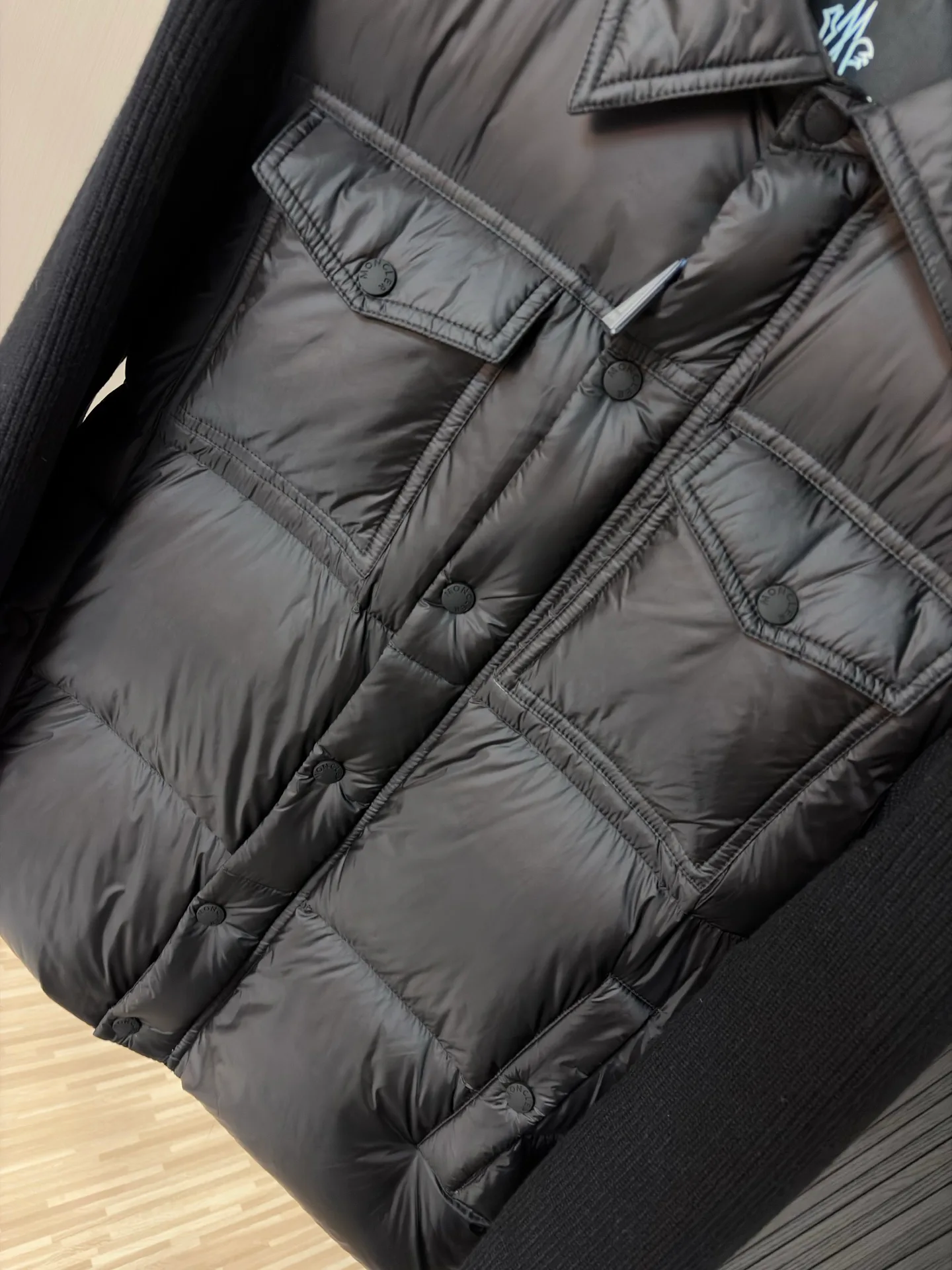Women's Jackets And Down Jackets MONCLER 18391735