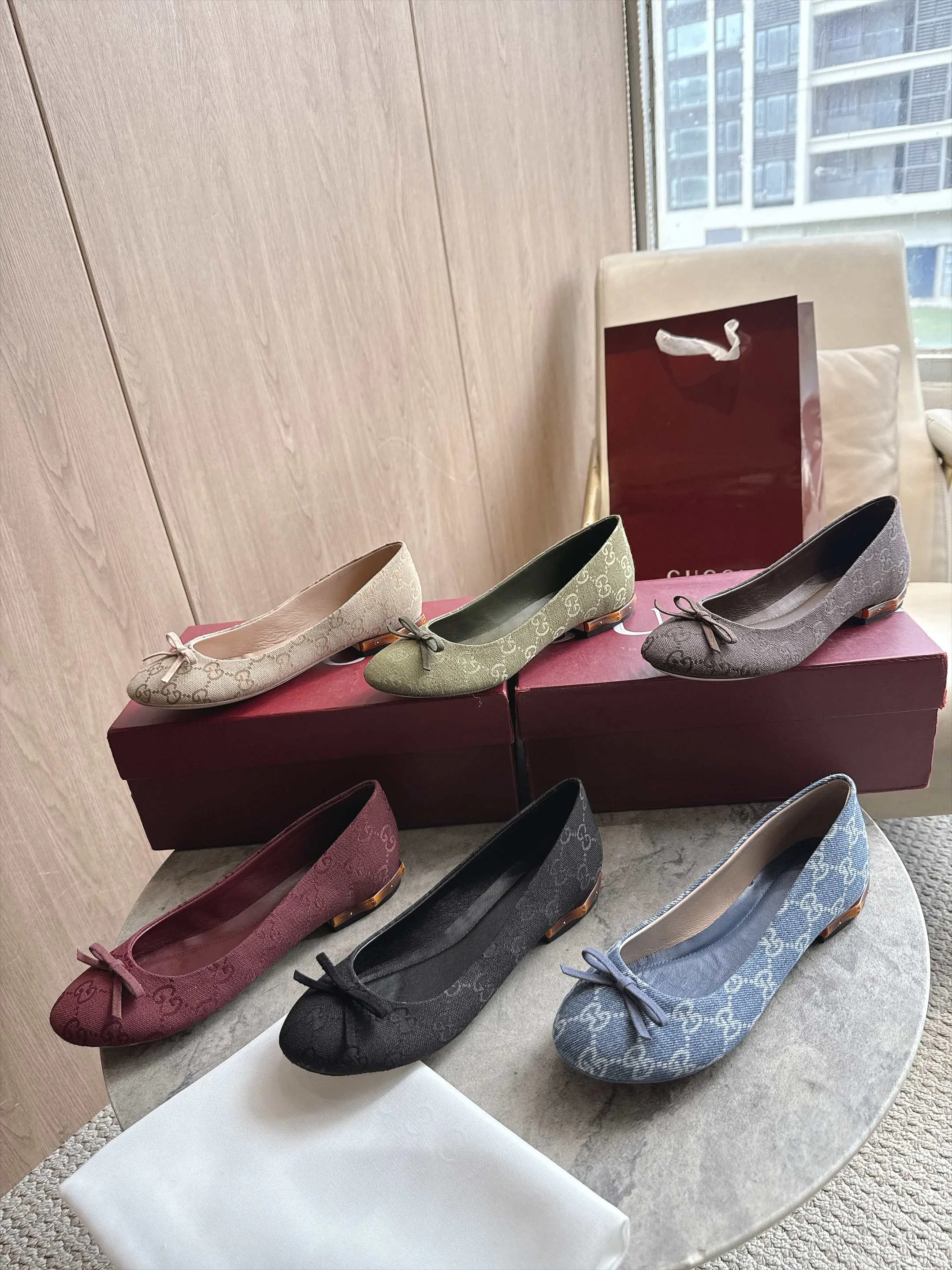 Women's Ballet Flats GUCCI 18400922