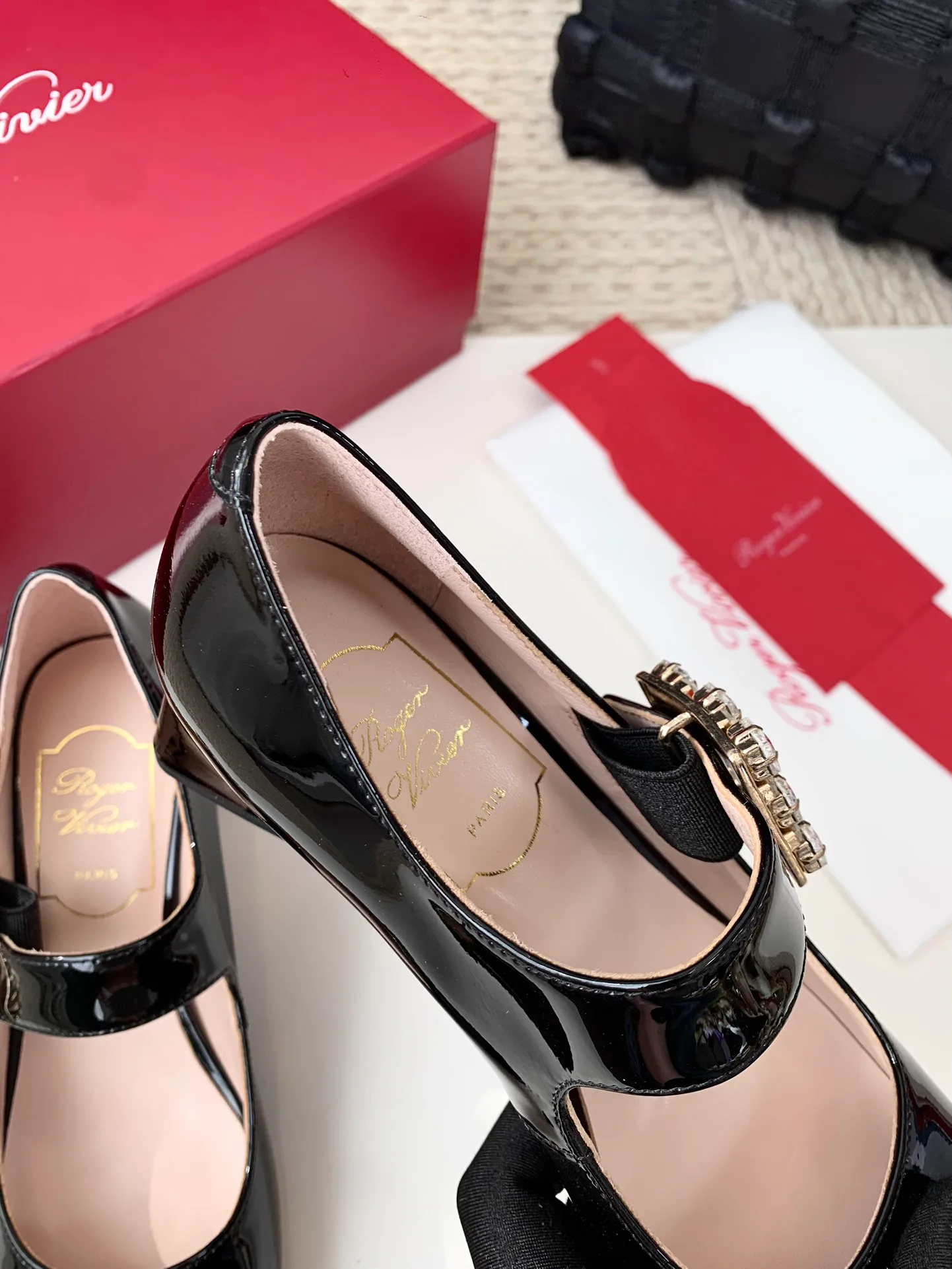 Women's Heels ROGER VIVIER 17990350