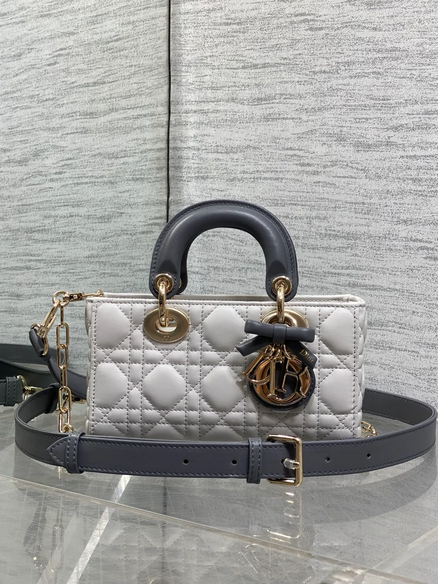 Women's Classic Handbags CHRISTIAN DIOR 18392942