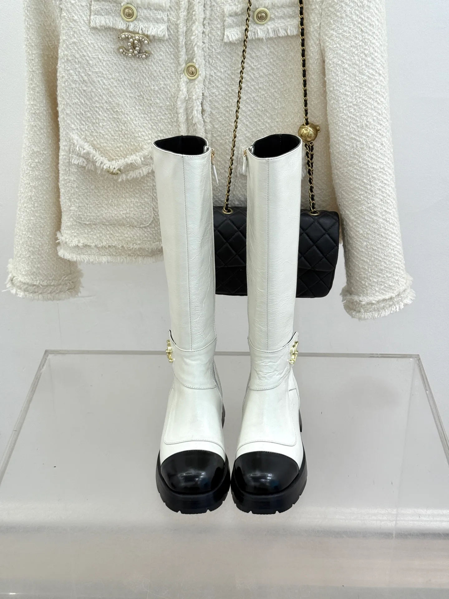 Women's Boots CHANEL 18436499