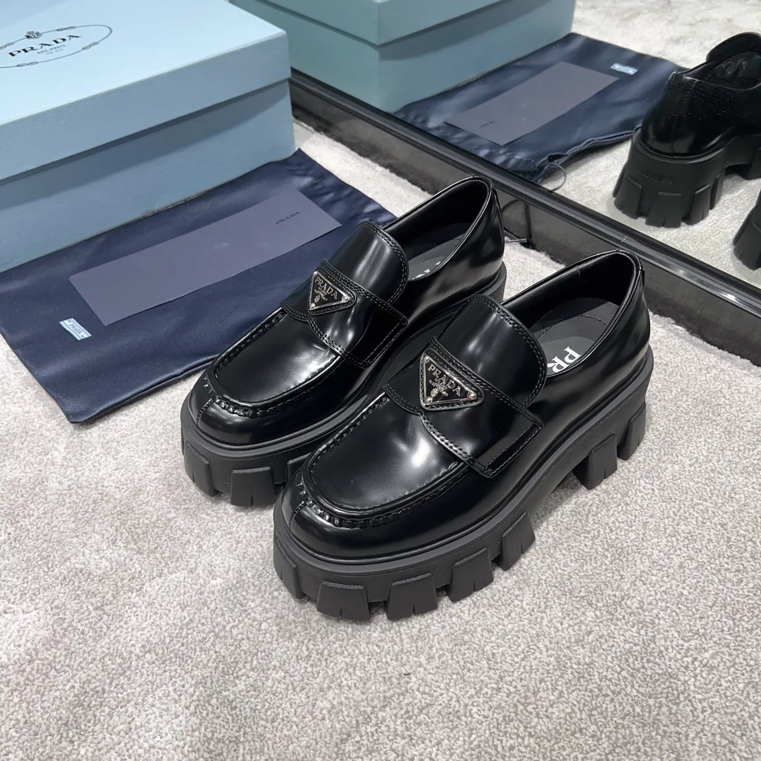 Women's Loafers And Moccasins PRADA 18121873