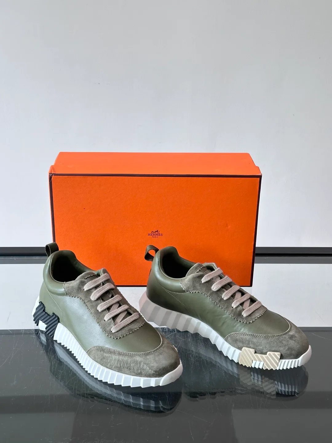 Men's Sneakers HERMES 18102597