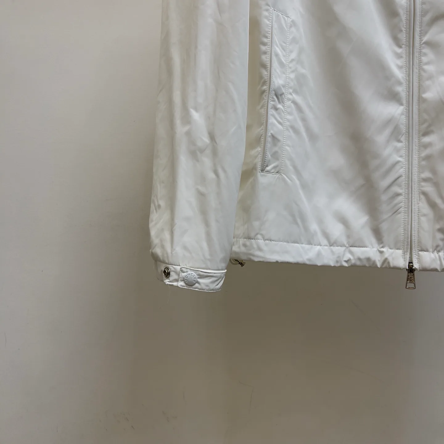 Men's Jackets And Down Jackets MONCLER 17340716