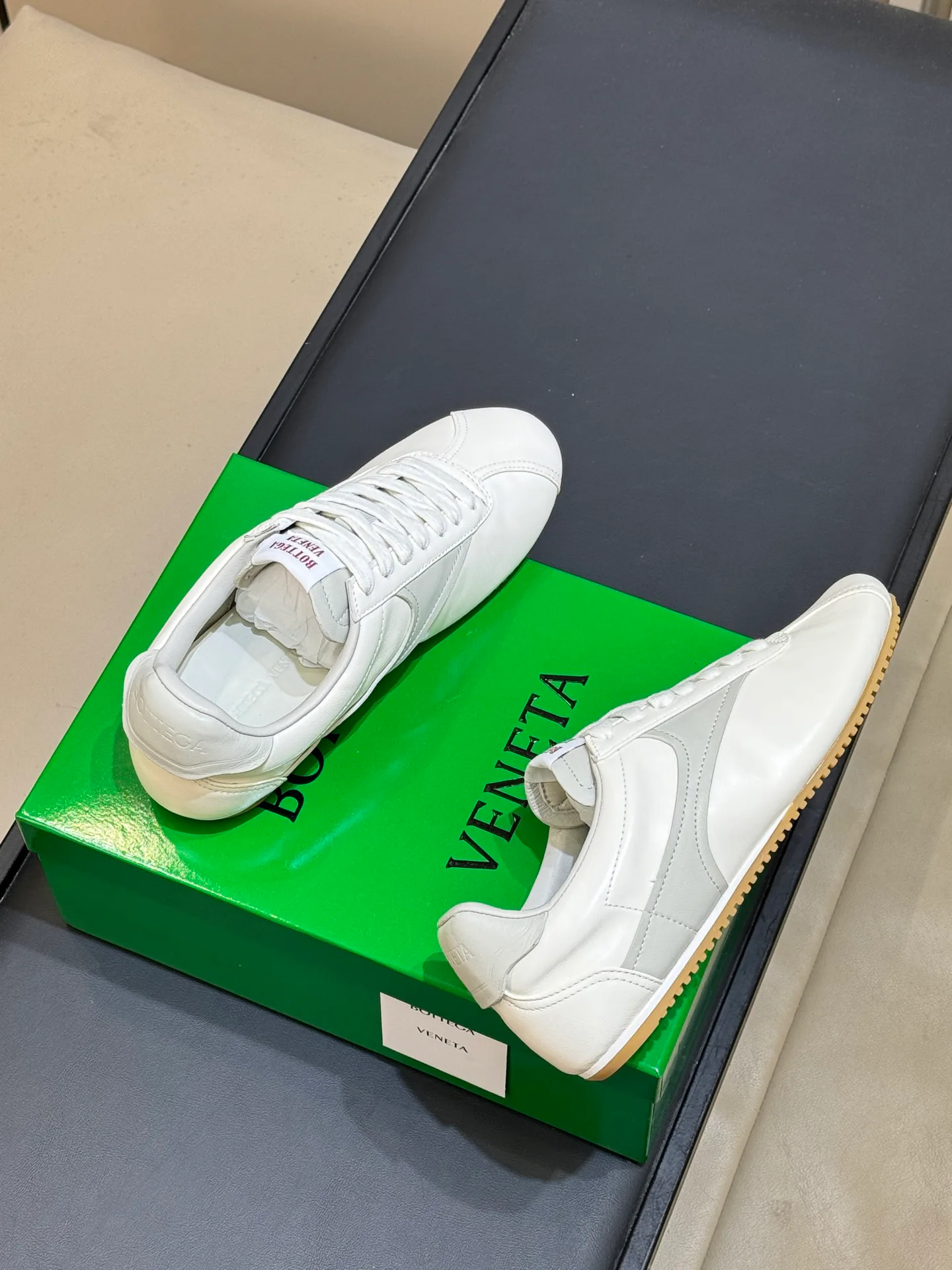 Women's Sneakers BOTTEGA VENETA 18072773