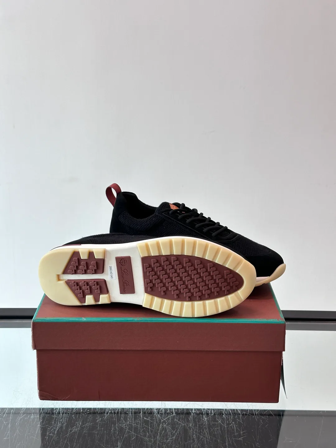 Men's Sneakers LORO PIANA 18400543