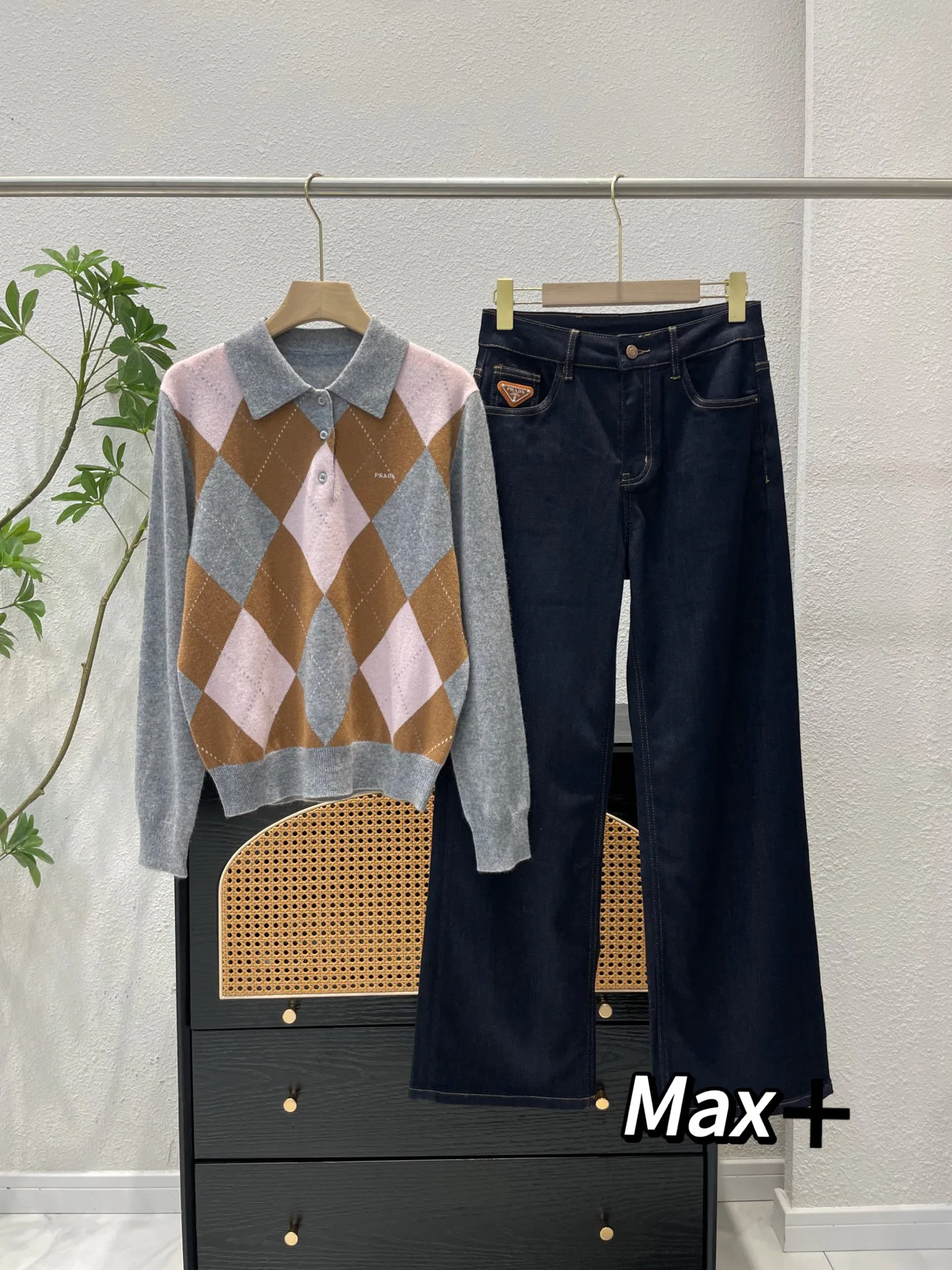 Women's Jumpers And Sweaters PRADA 18106046