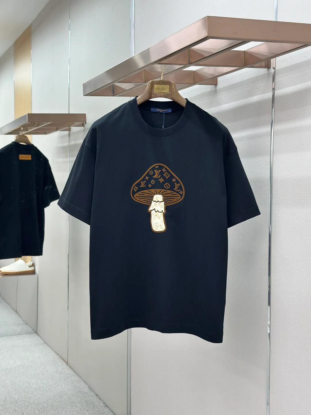 Men's T-Shirts LOUIS VUITTON 18191110