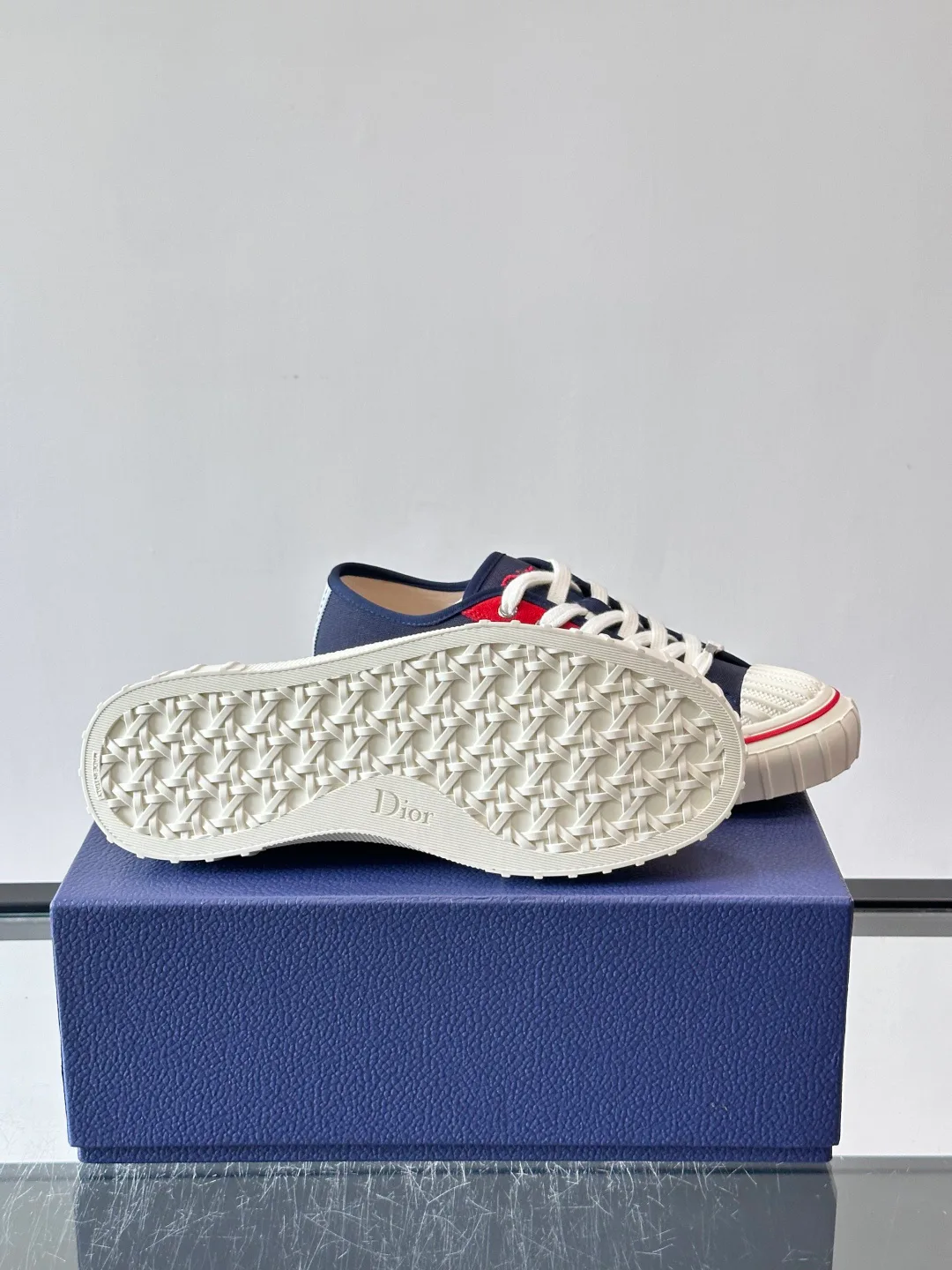 Women's Sneakers CHRISTIAN DIOR 18102137