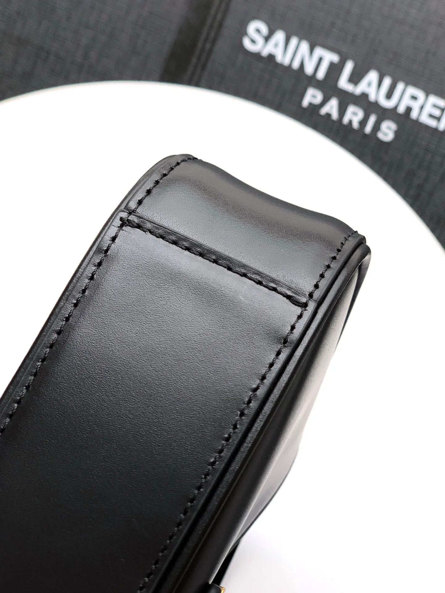 Классические Сумки Женские Saint Laurent 18610978