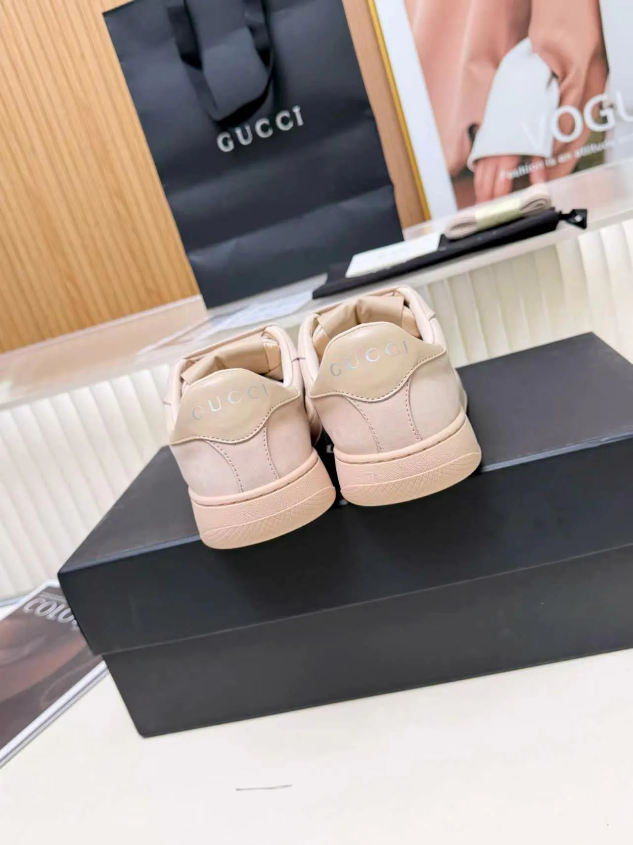 Women's Sneakers GUCCI 17862428