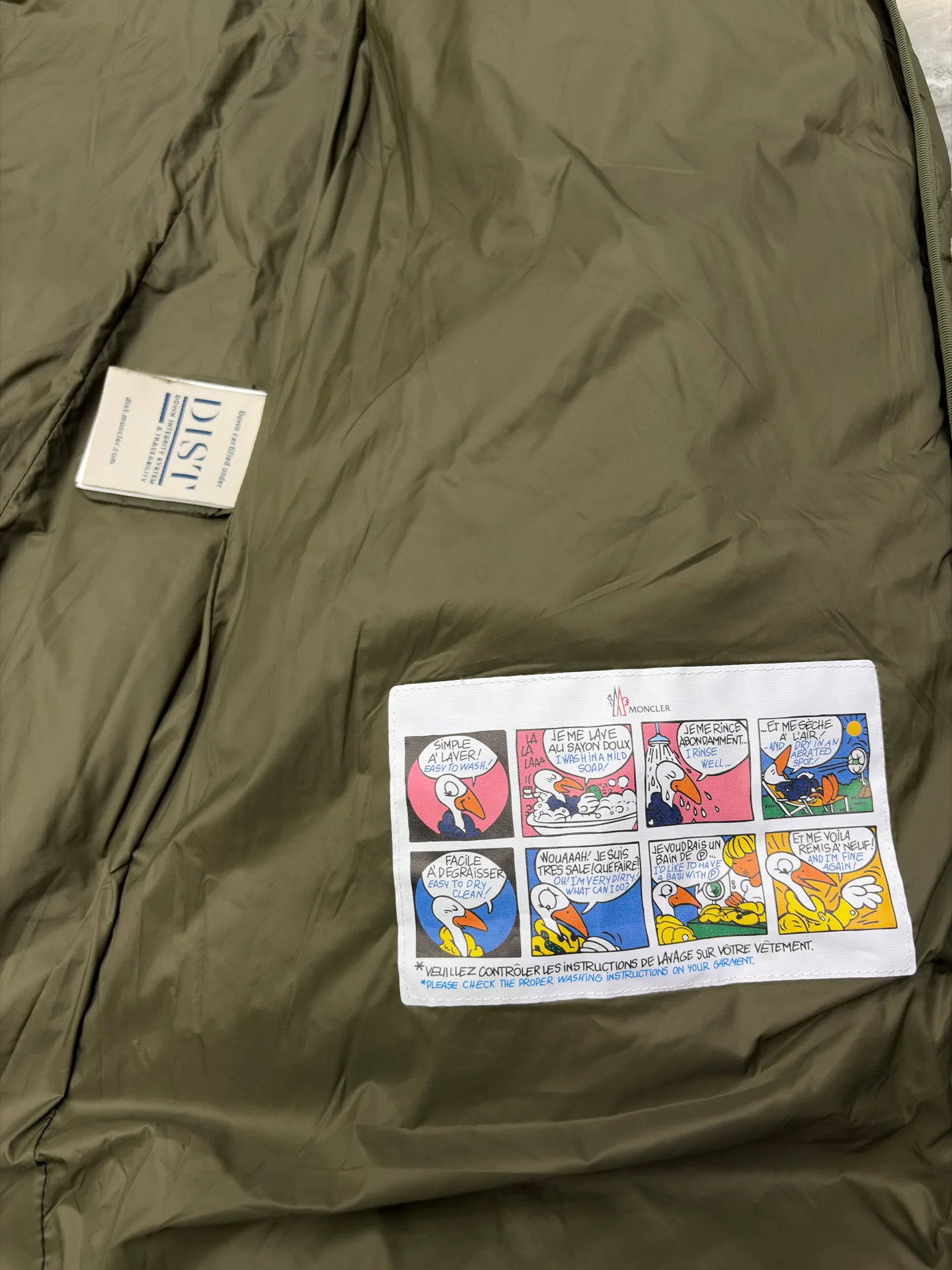Women's Jackets And Down Jackets MONCLER 17801590