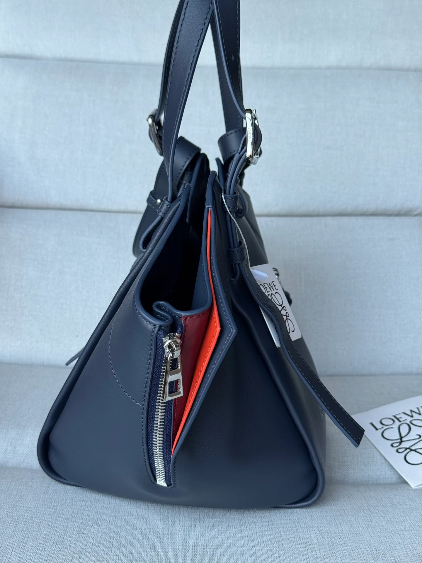 Women's Classic Handbags LOEWE 18280956
