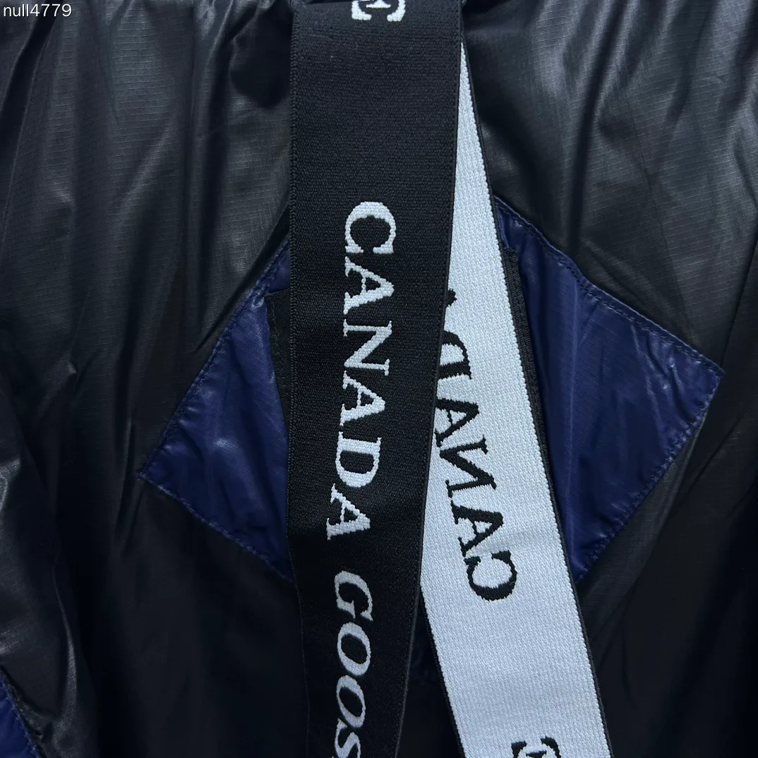 Women's Jackets And Down Jackets CANADA GOOSE 17880383