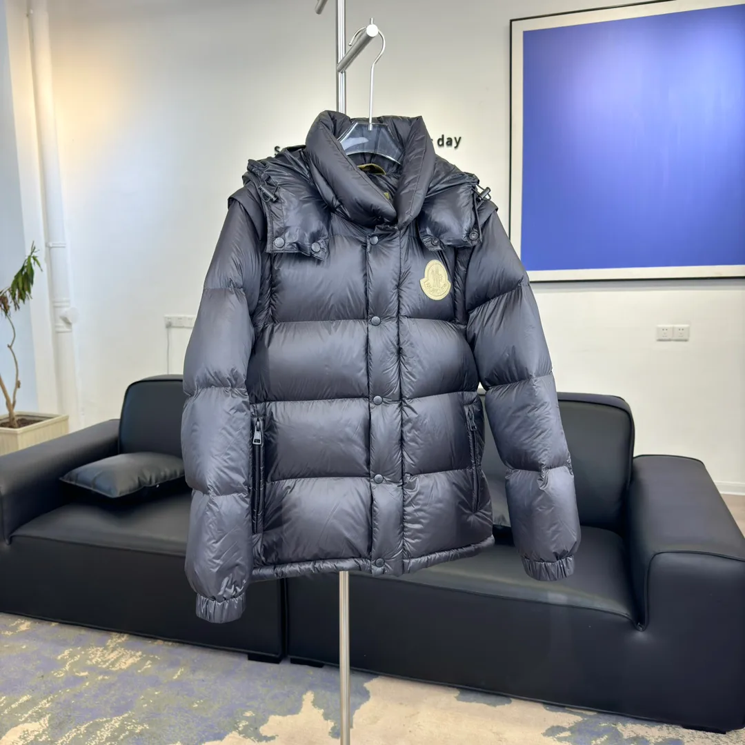 Куртки И Пуховики Мужские Moncler 18684494