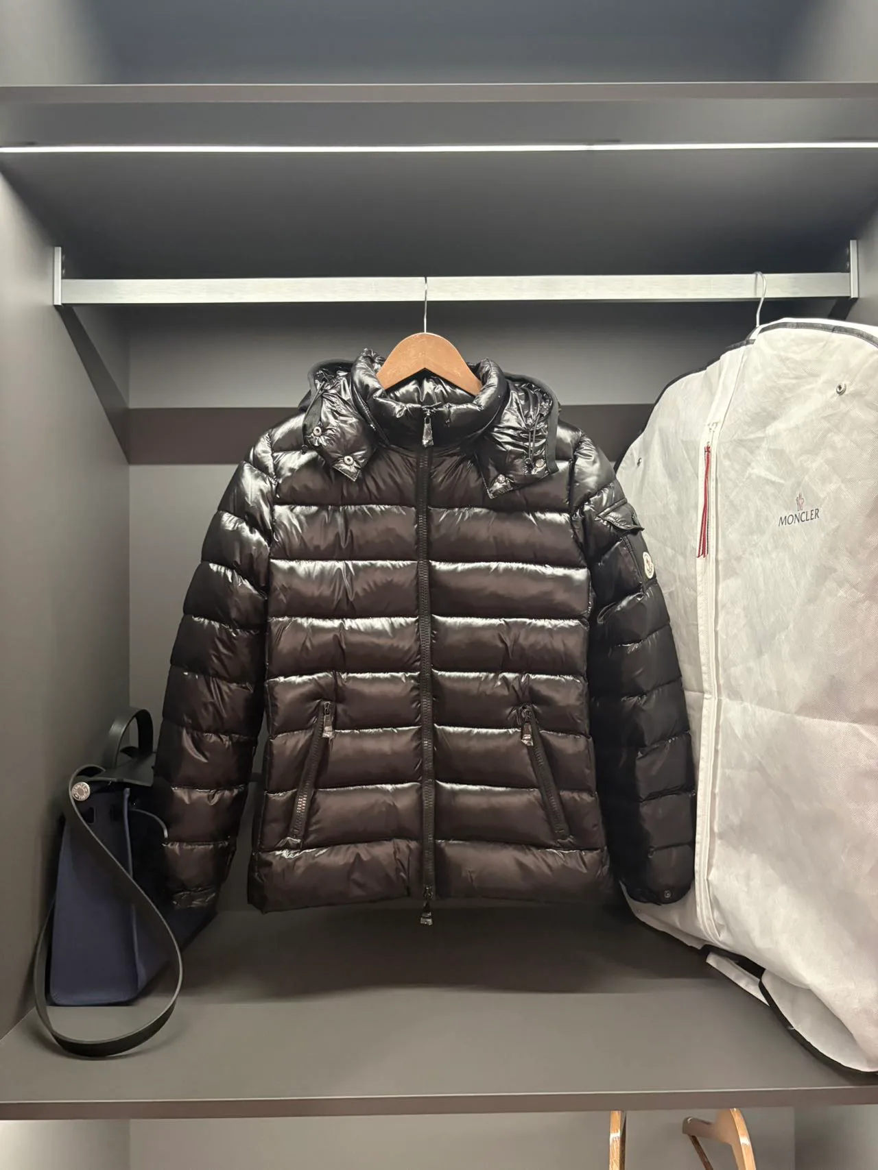 Women's Jackets And Down Jackets MONCLER 17830622