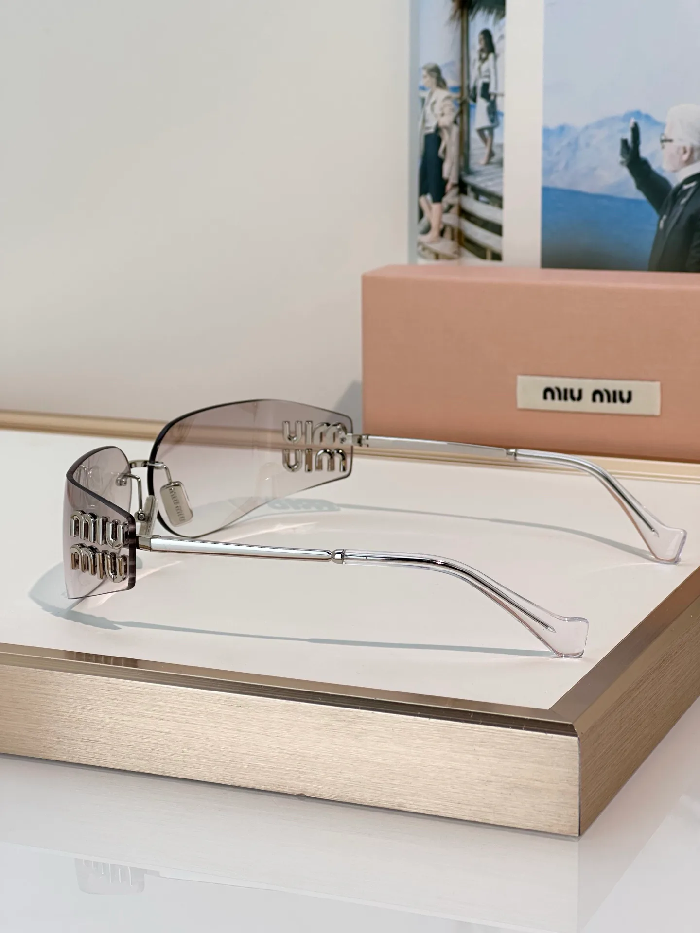 Glasses MIU MIU 18095019