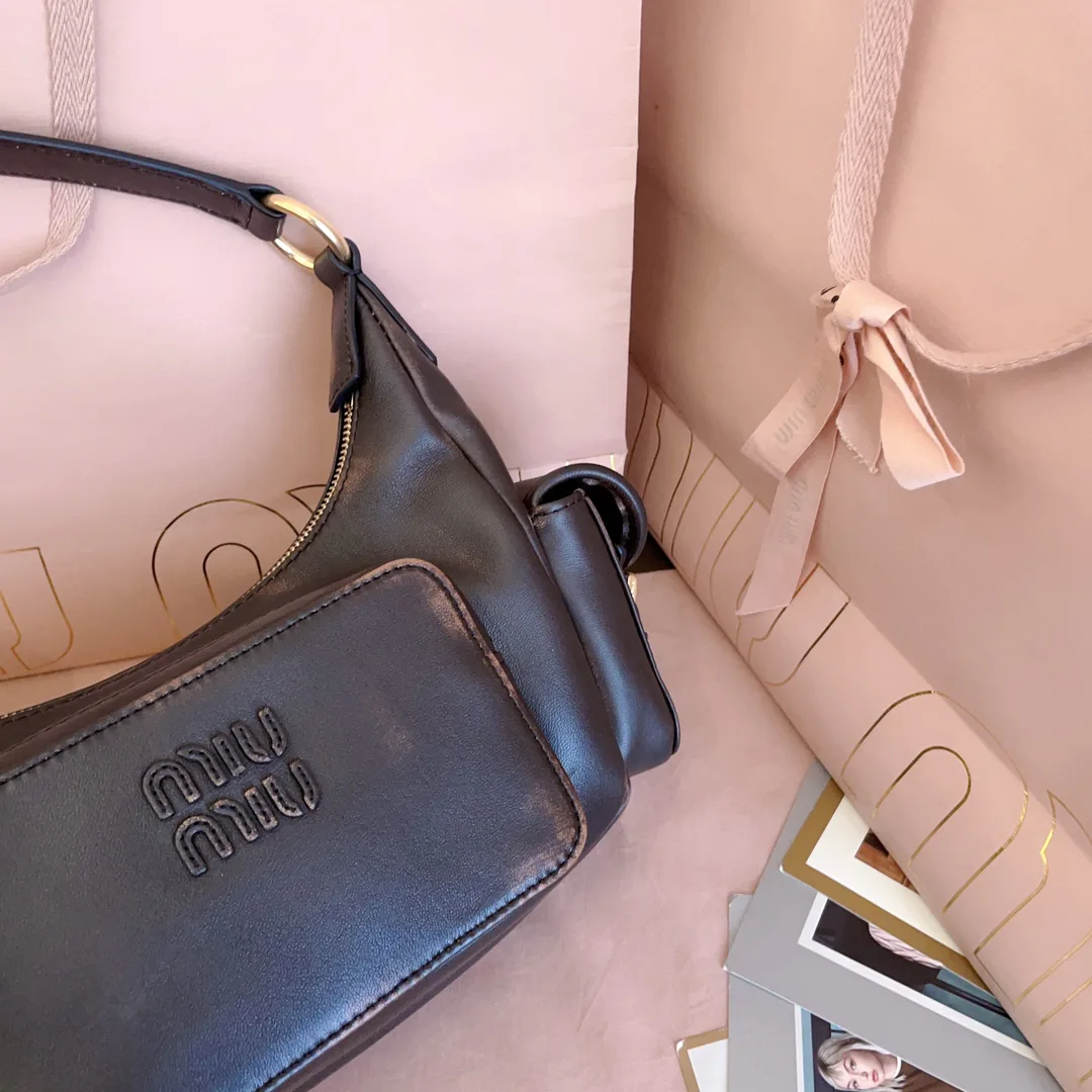 Классические Сумки Женские Miu Miu 18602486