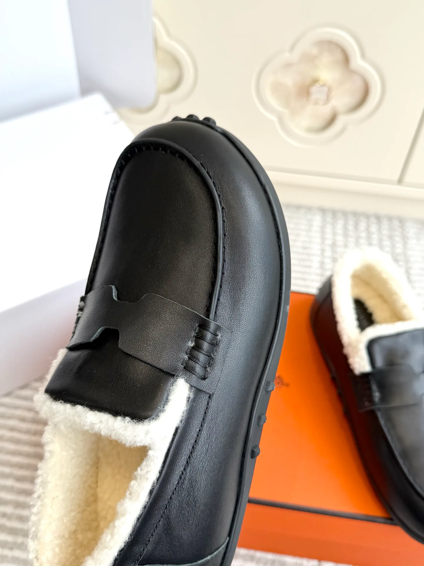 Women's Loafers And Moccasins HERMES 18146449
