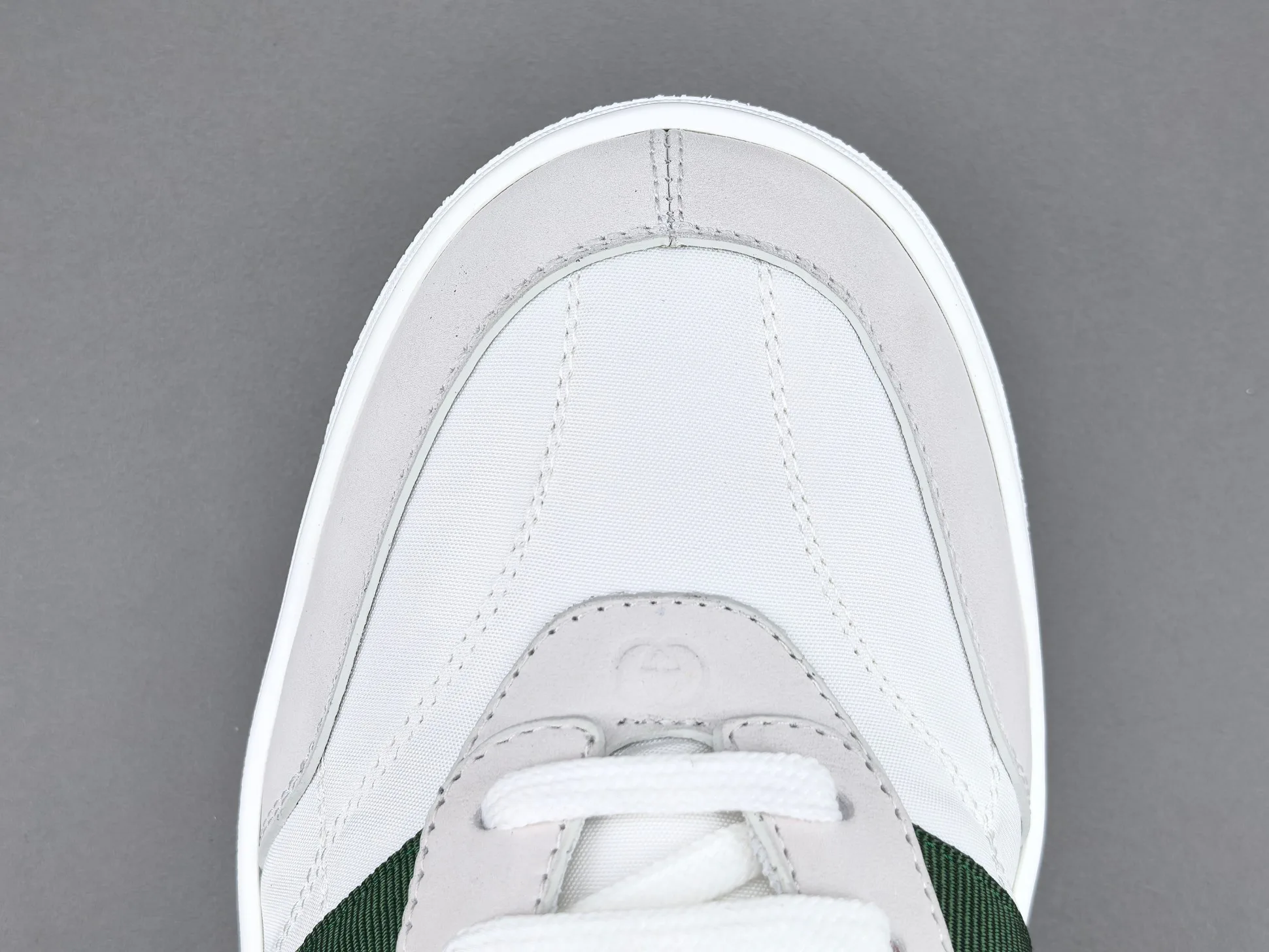 Women's Sneakers GUCCI 18552279