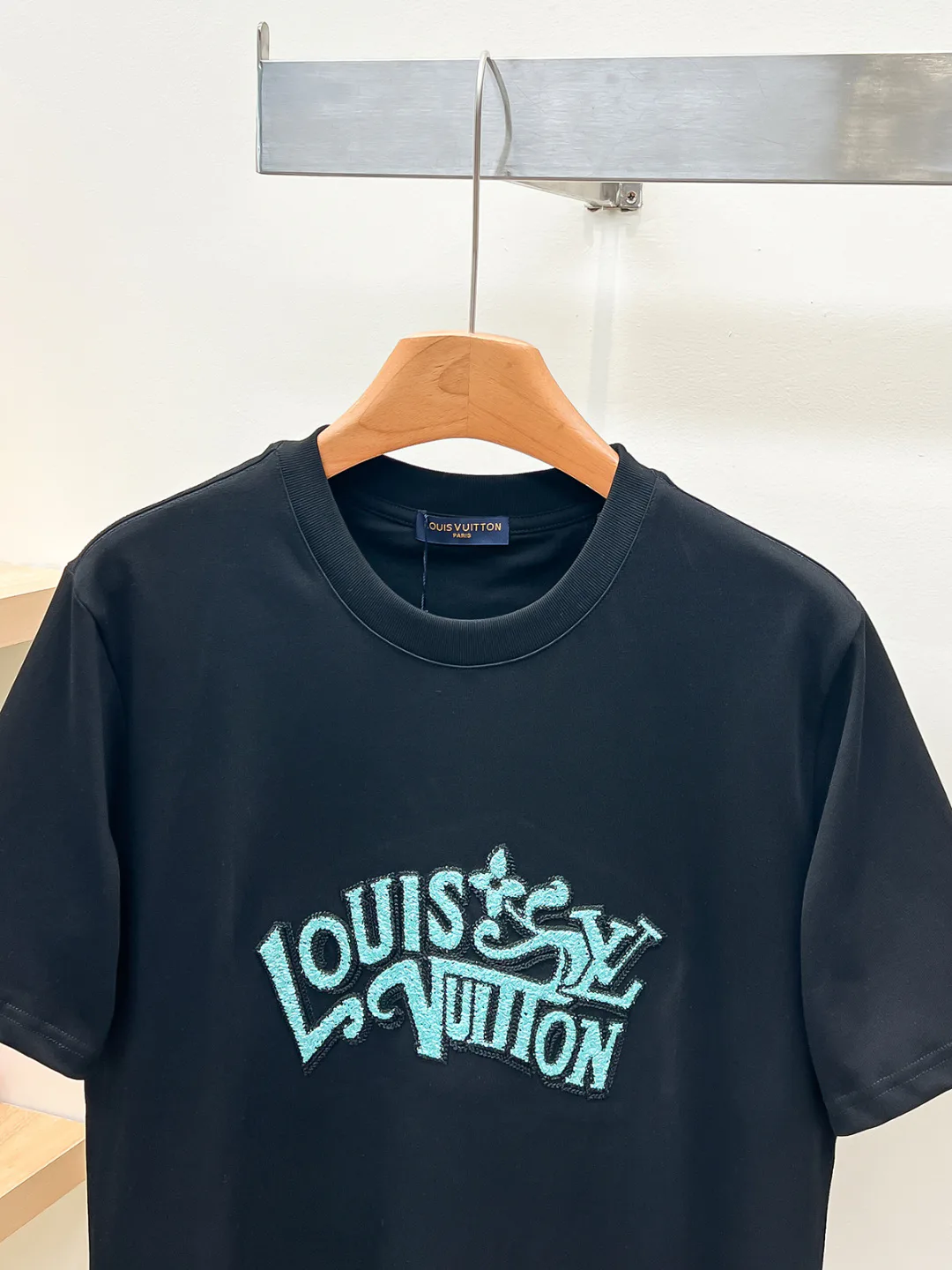 Men's T-Shirts LOUIS VUITTON 18499341
