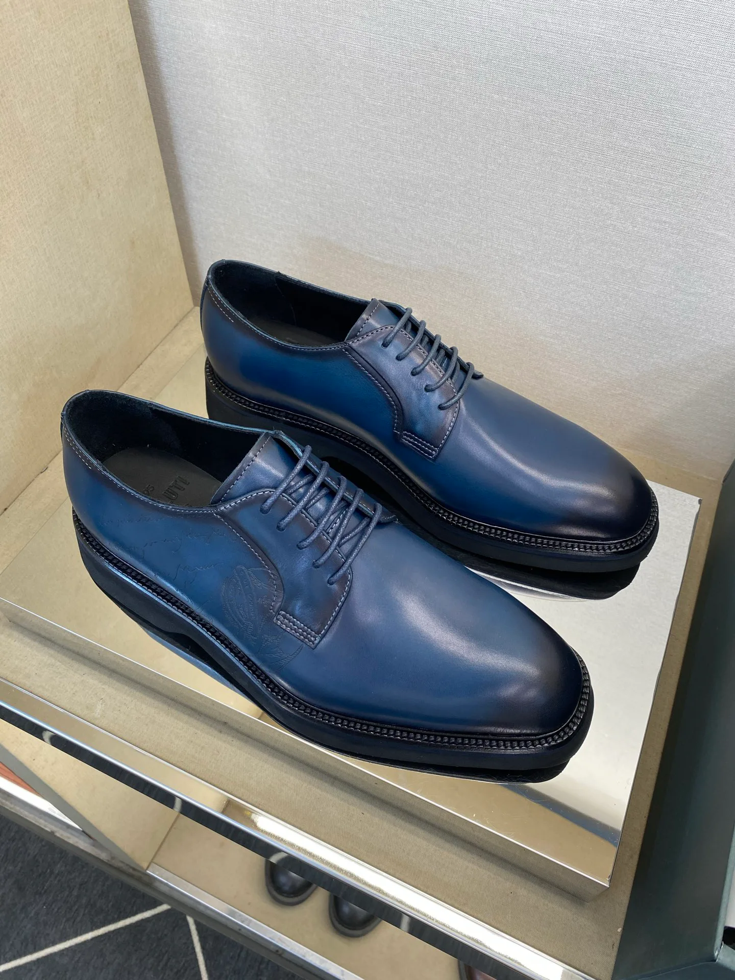 Men's Loafers And Dress Shoes BERLUTI 17971850