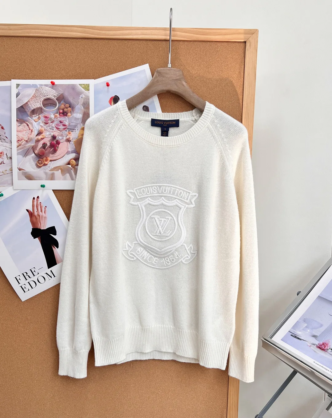 Women's Jumpers And Sweaters LOUIS VUITTON 18308141
