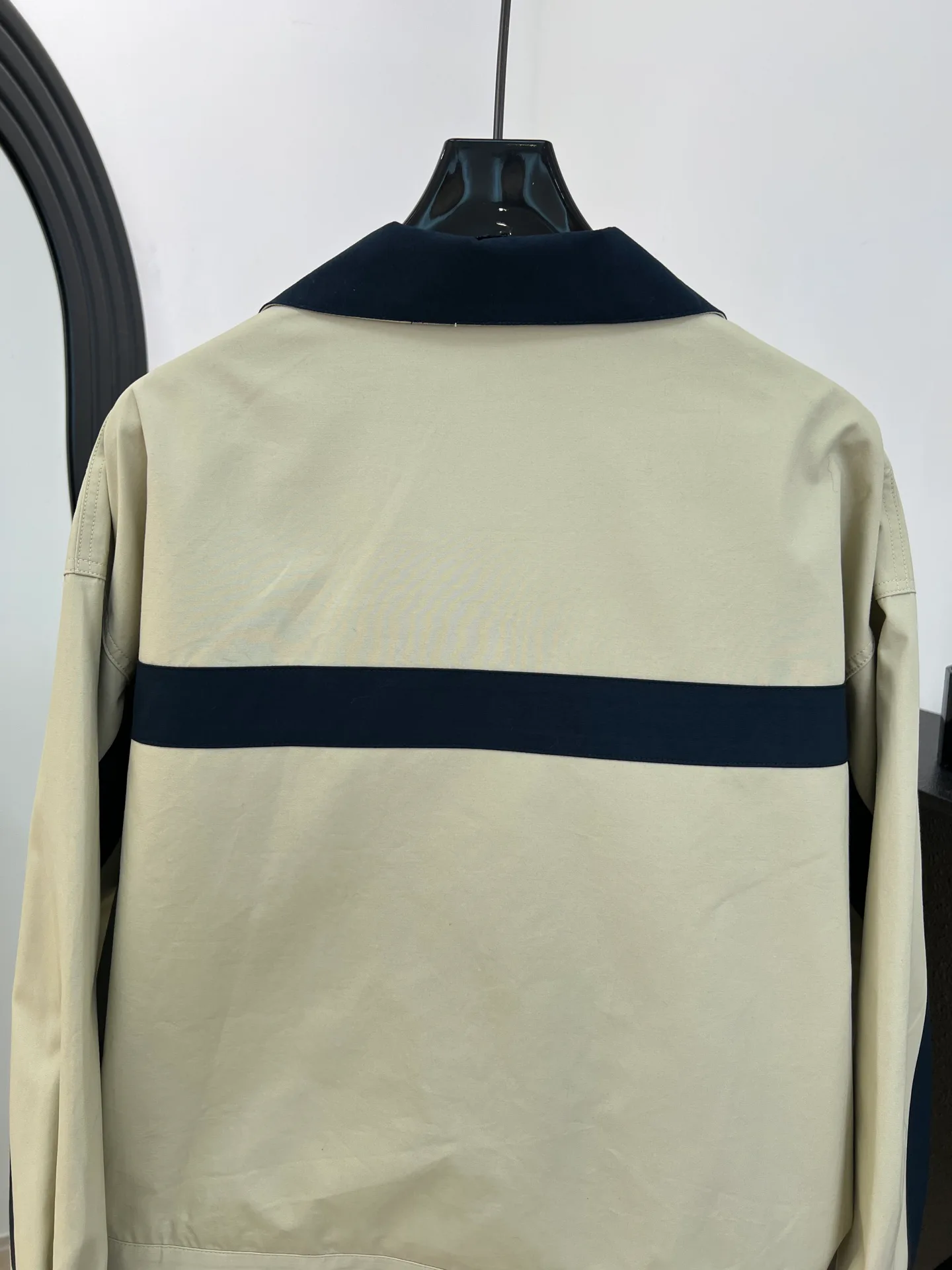 Women's Jackets And Down Jackets SAINT LAURENT 18149651