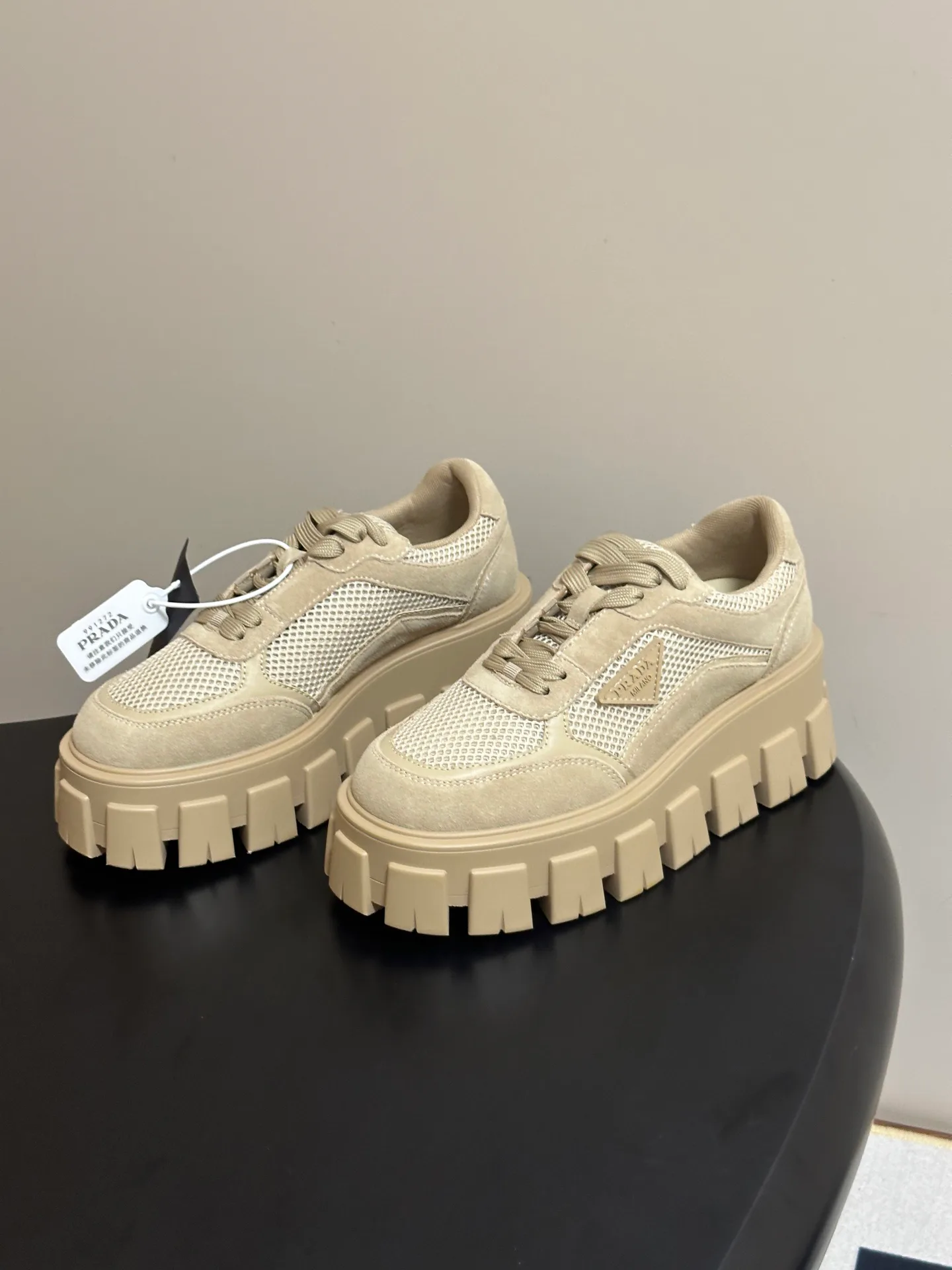 Women's Sneakers PRADA 18049585