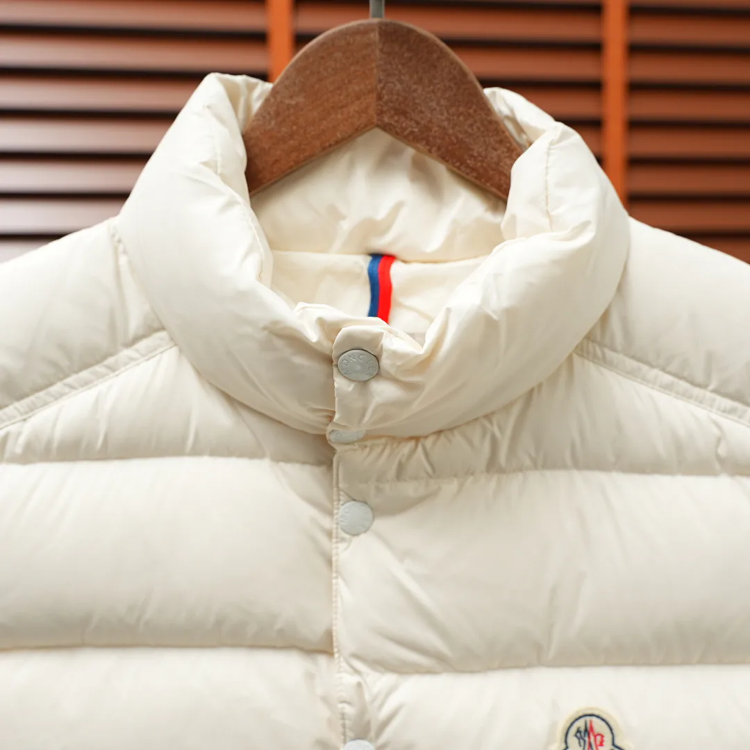 Women's Vests MONCLER 18455949