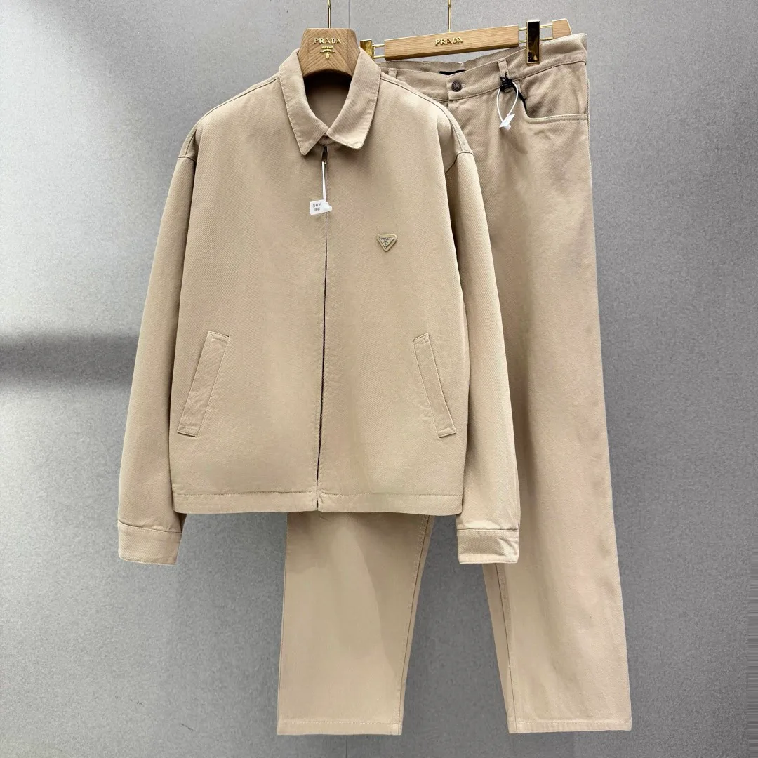 Men's Jackets And Down Jackets PRADA 18174192