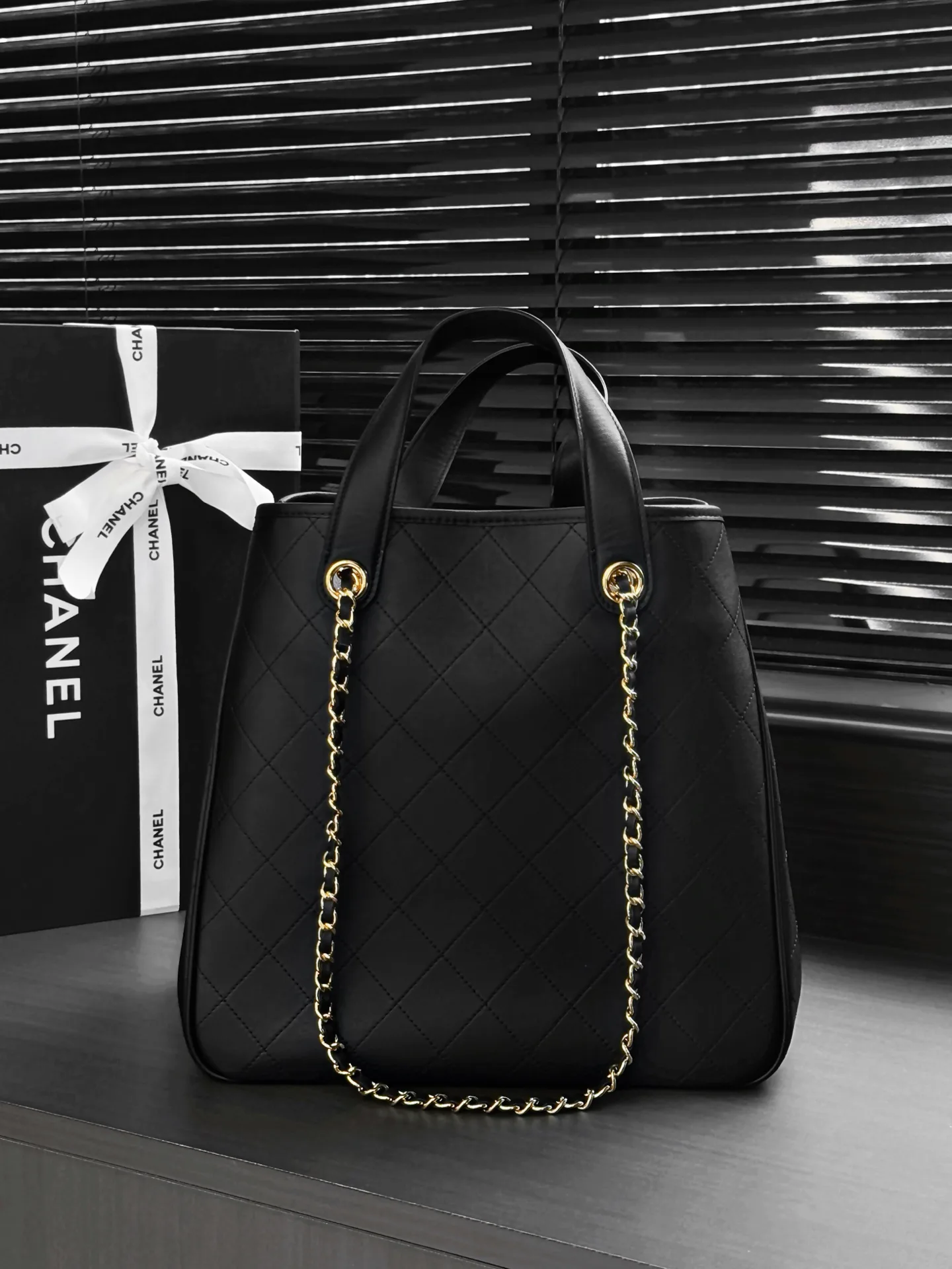 Women's Classic Handbags CHANEL 18147887