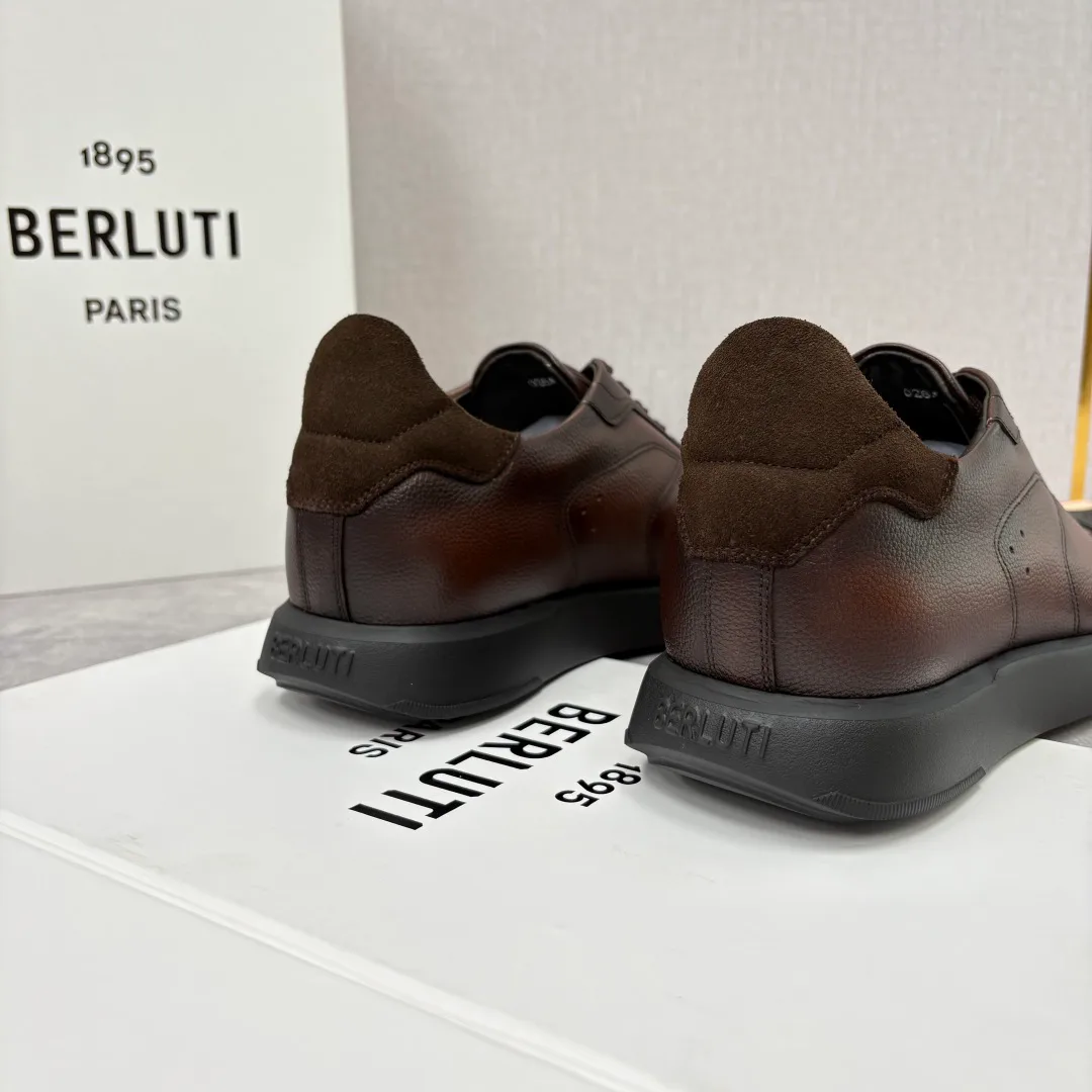 Men's Sneakers BERLUTI 18117384