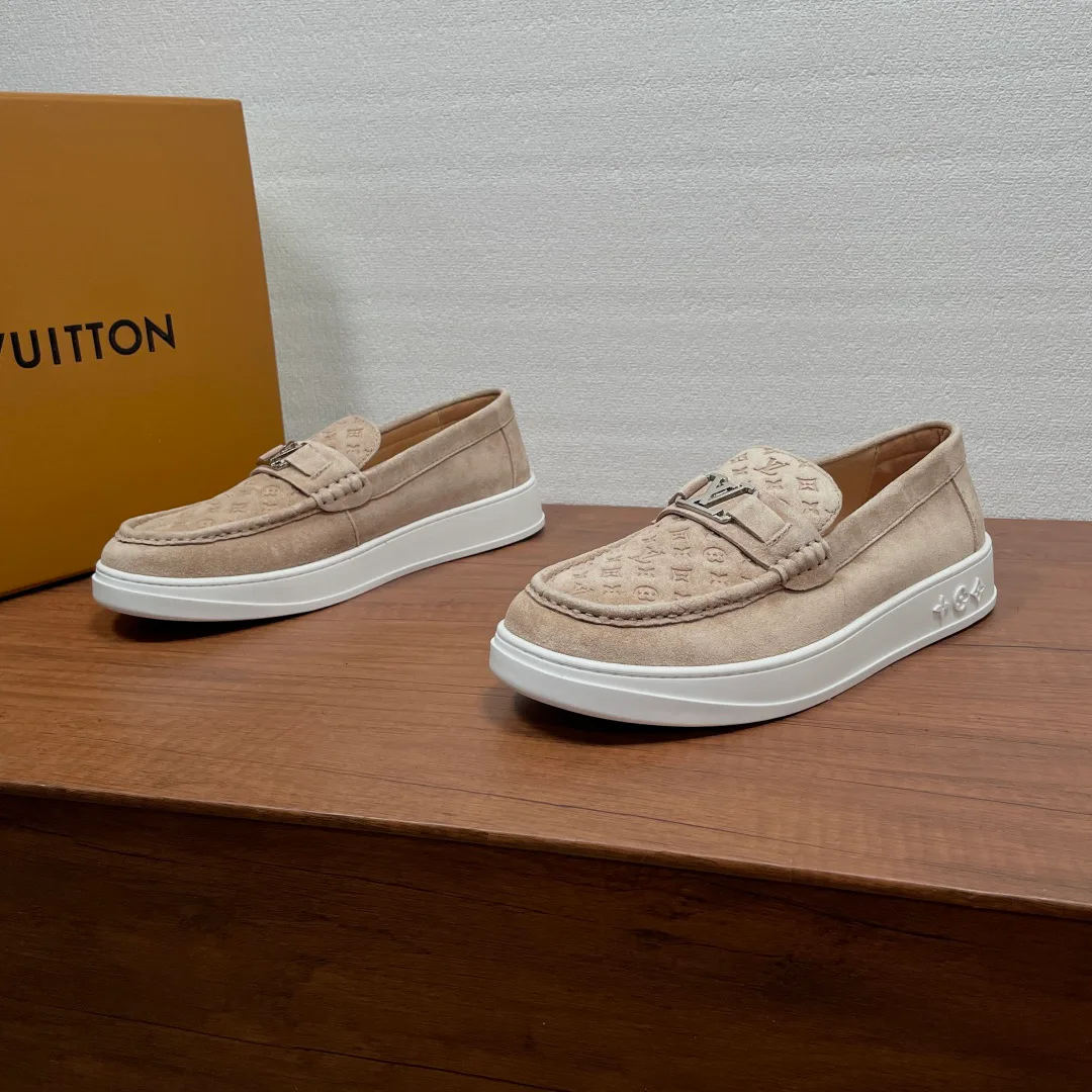Men's Loafers And Dress Shoes LOUIS VUITTON 17307289