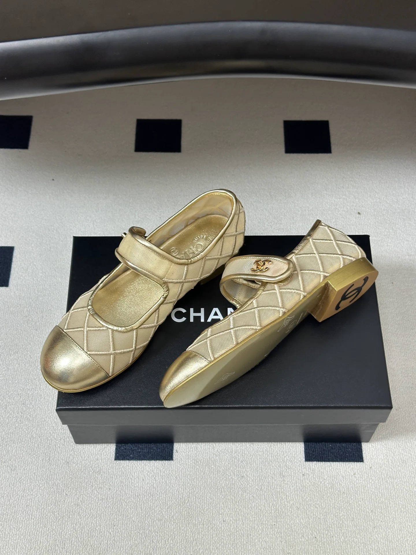 Women's Ballet Flats CHANEL 17089432
