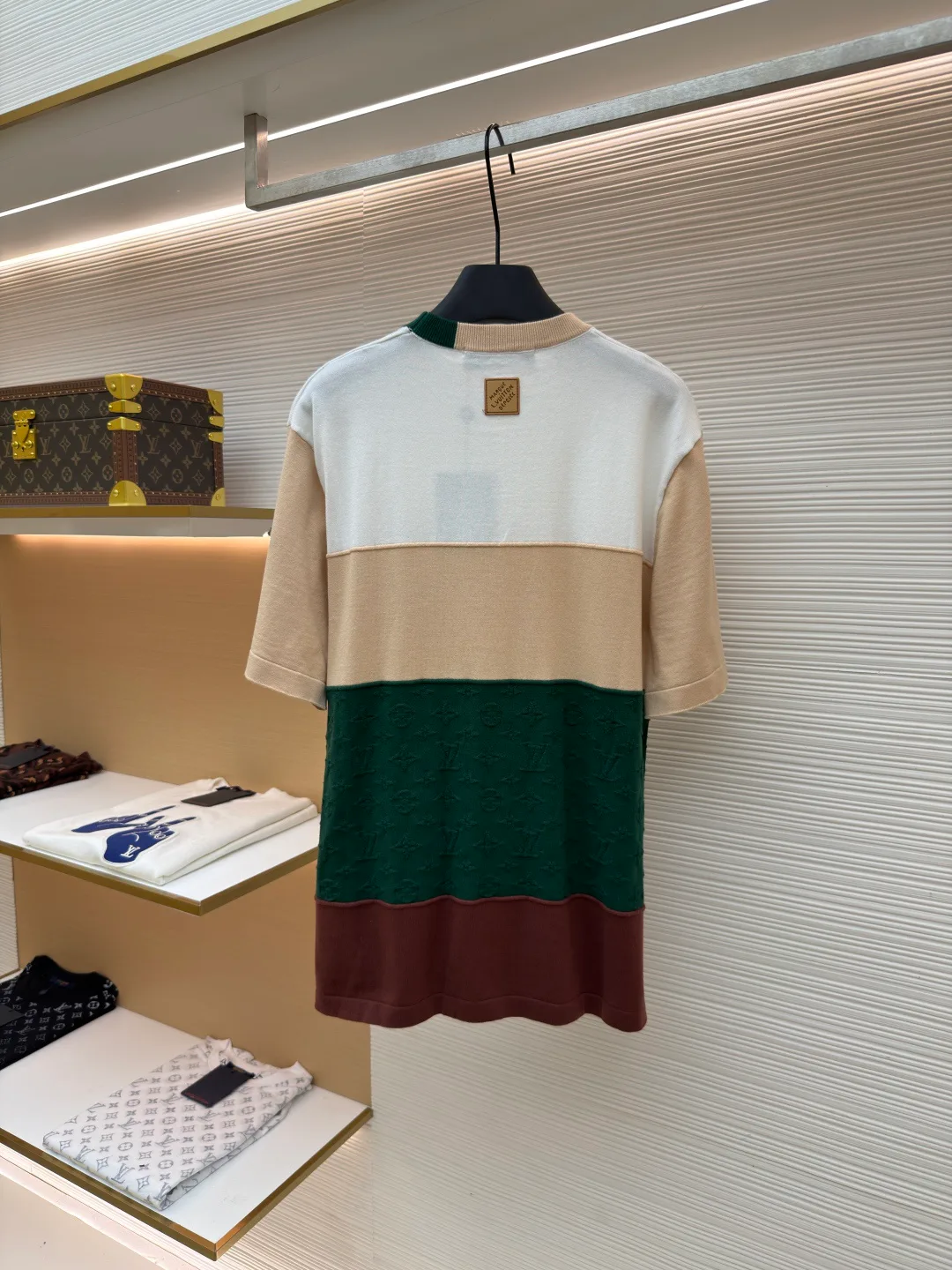 Men's T-Shirts LOUIS VUITTON 17933379