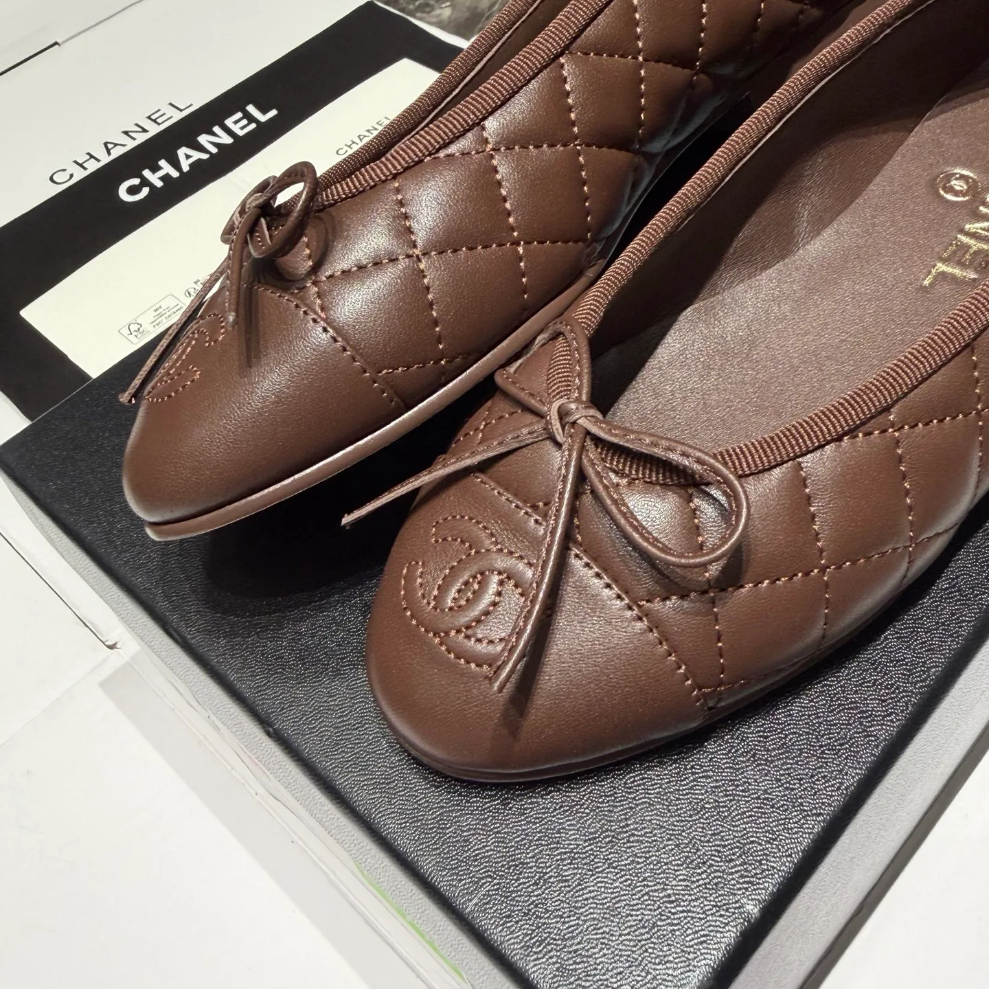 Women's Ballet Flats CHANEL 18551803