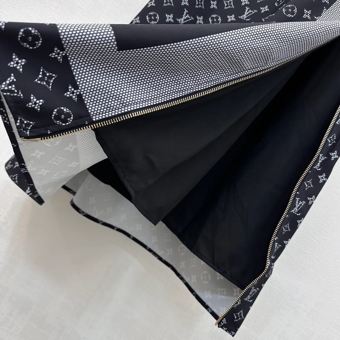 Women's Skirts LOUIS VUITTON 18023226