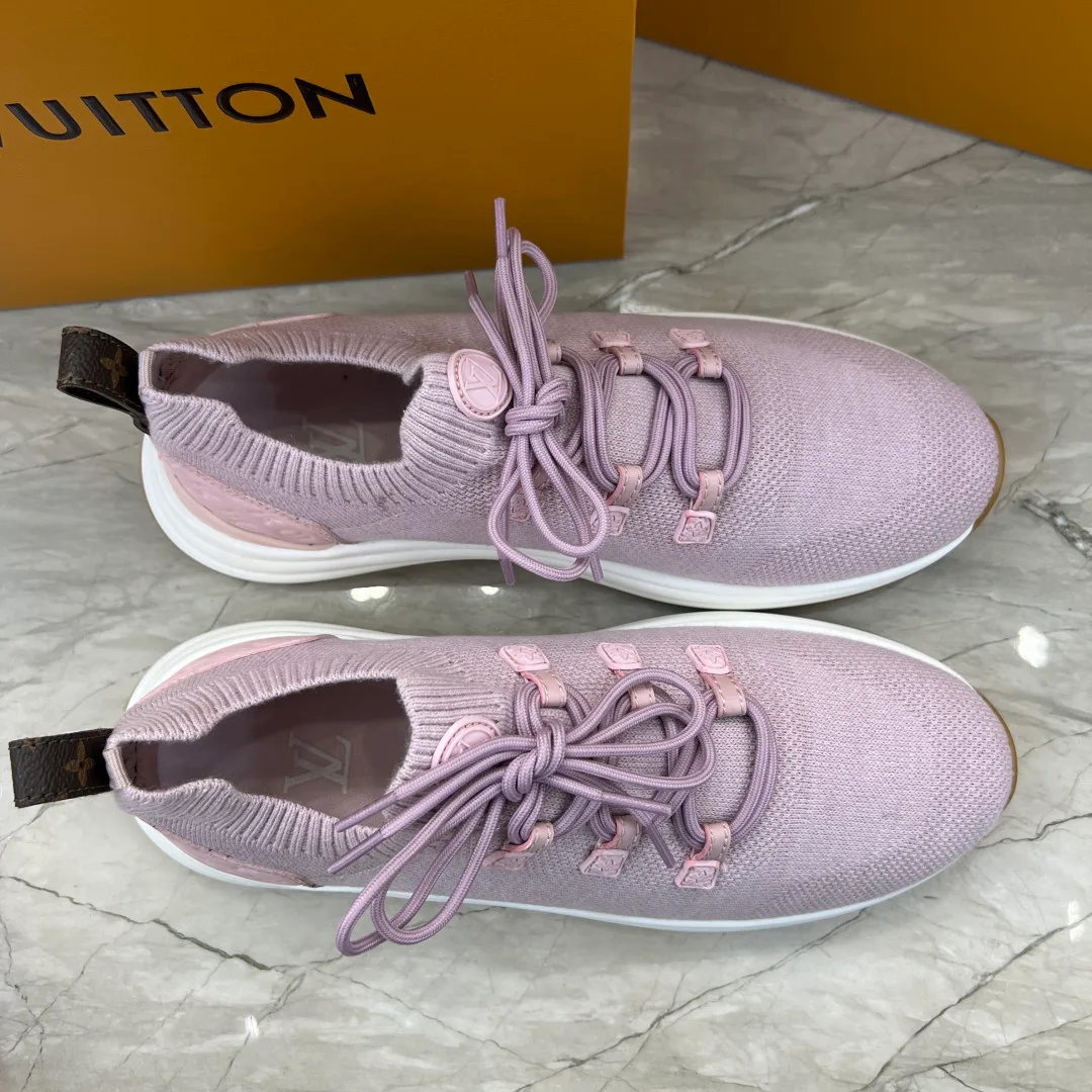 Men's Sneakers LOUIS VUITTON 18227054
