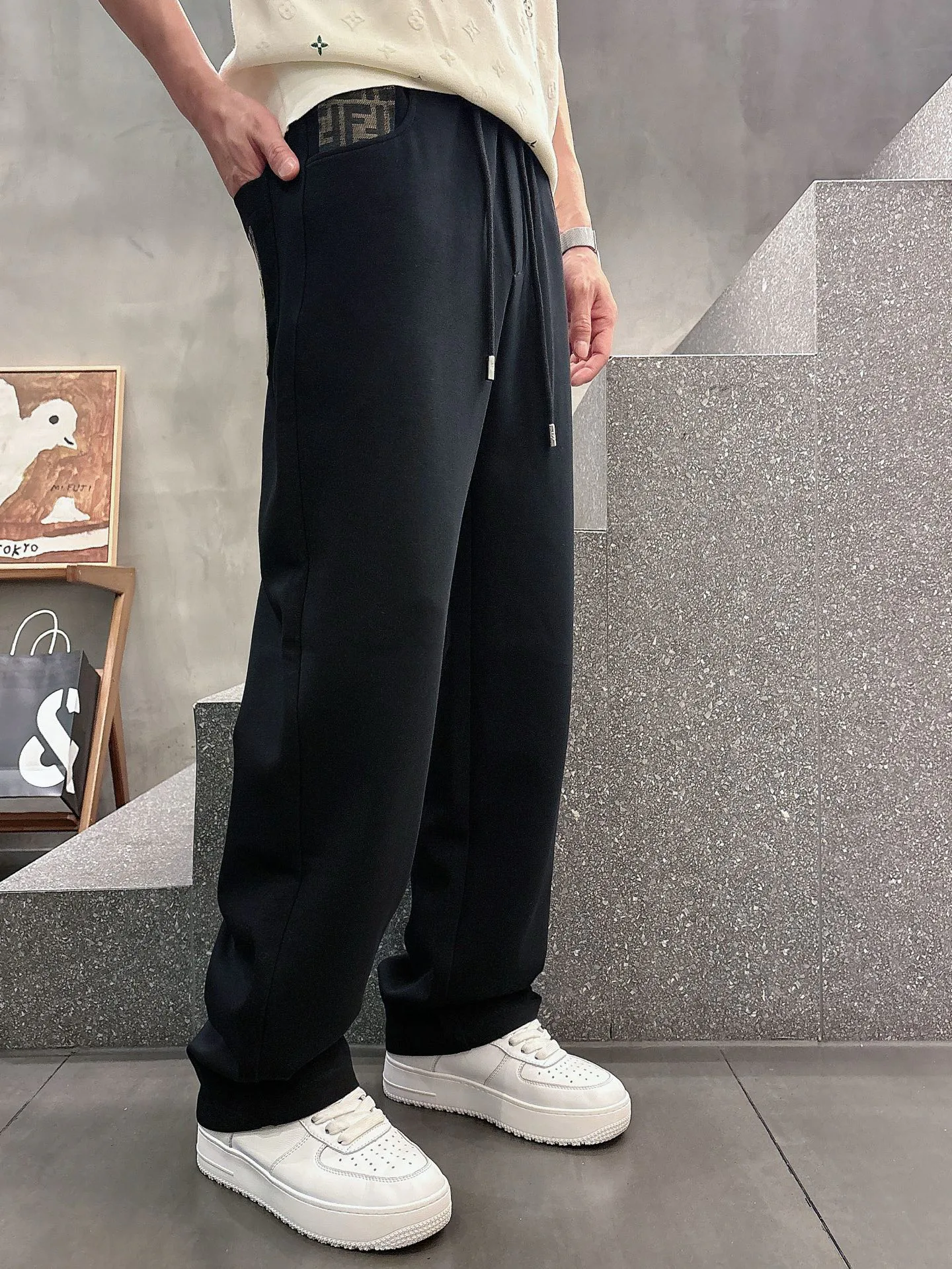 Men's Trousers FENDI 18399237