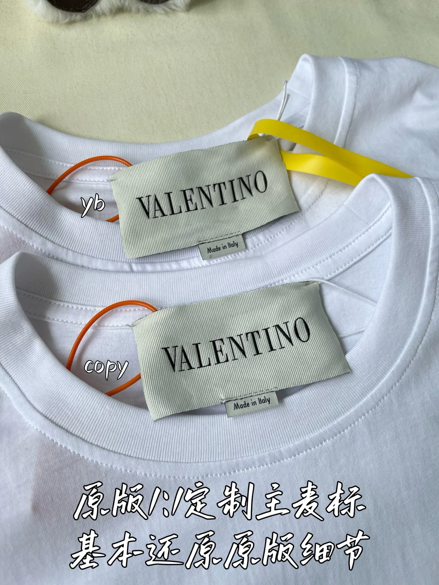 Women's T-Shirts VALENTINO 18191247