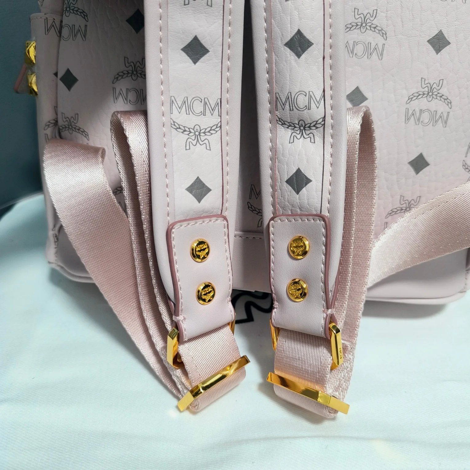 Women's Classic Handbags MCM 17896744