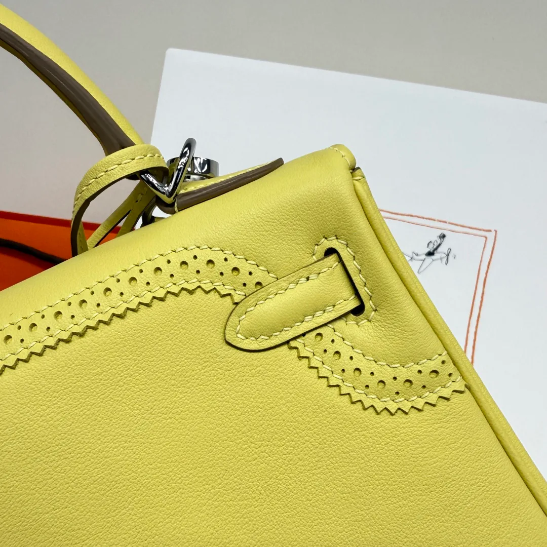 Women's Classic Handbags HERMES 18394552